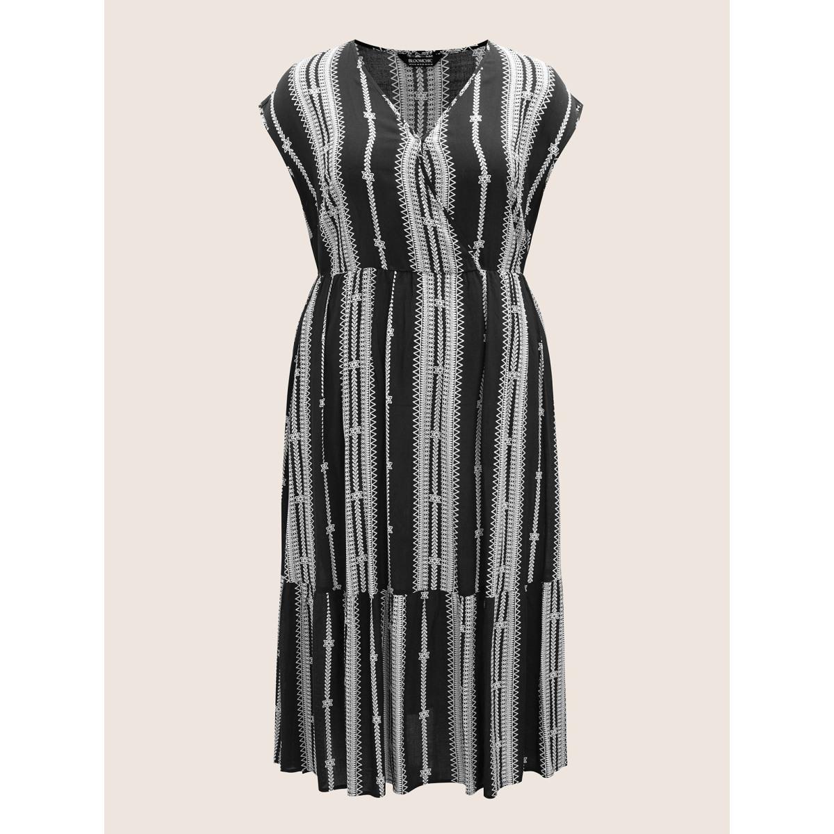 Plus Size V Neck Striped Batwing Sleeve Ruffle Hem Dress Black Women Resort Ruffles V-neck Short sleeve Curvy BloomChic 10/M Product Image