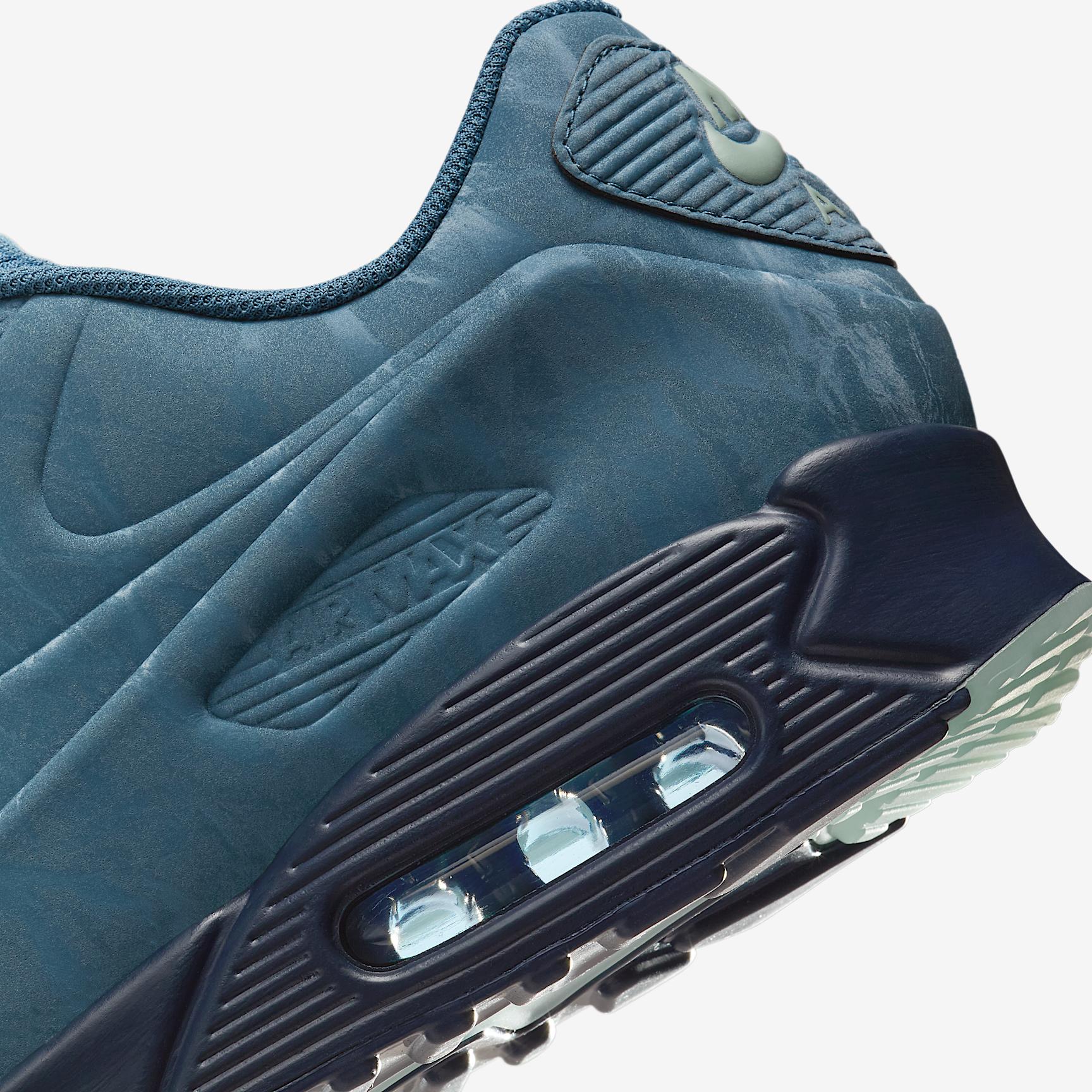 Nike Mens Air Max 90 Shoes | HQ1970-400 Product Image