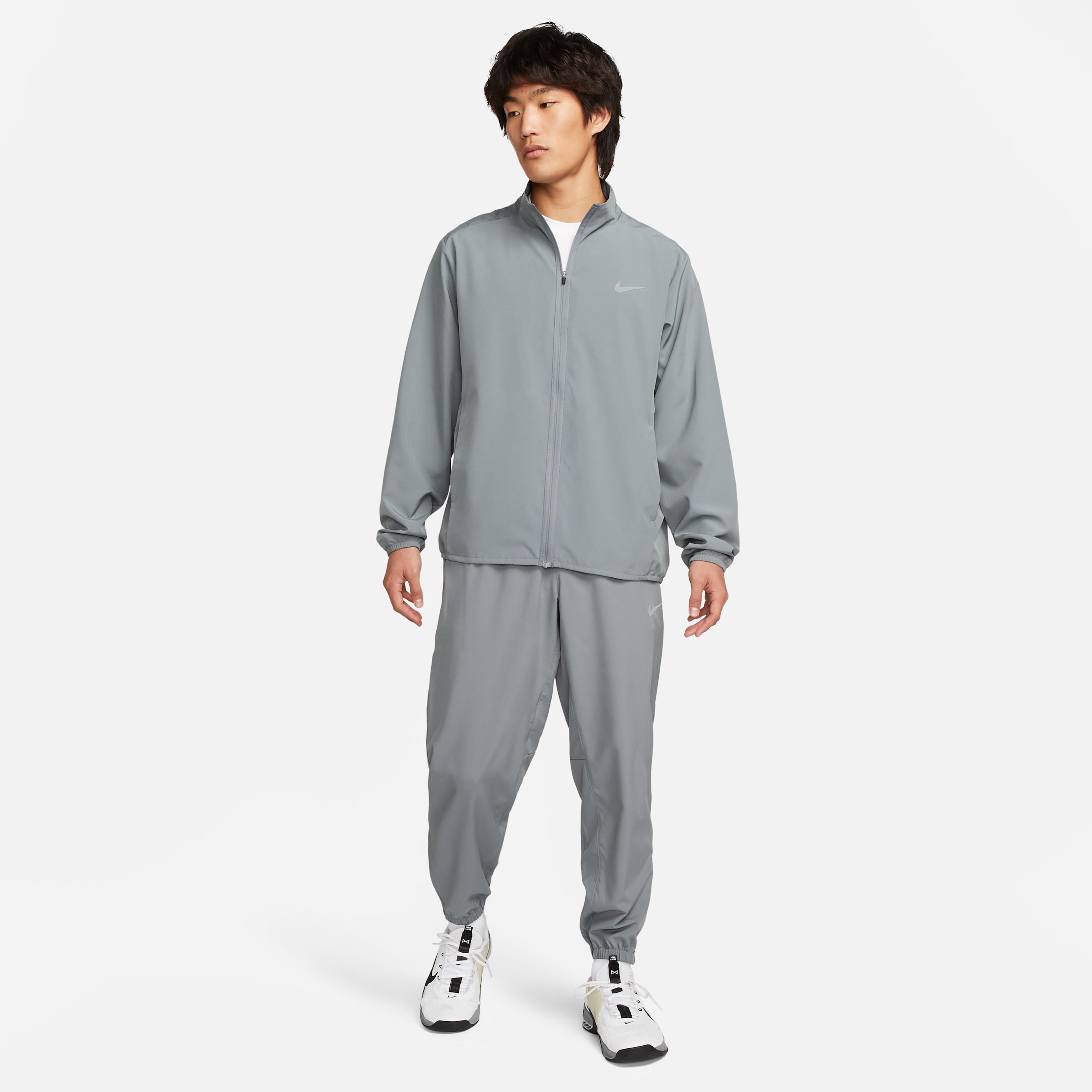 Nike Men's Form Dri-FIT Tapered Versatile Pants Product Image