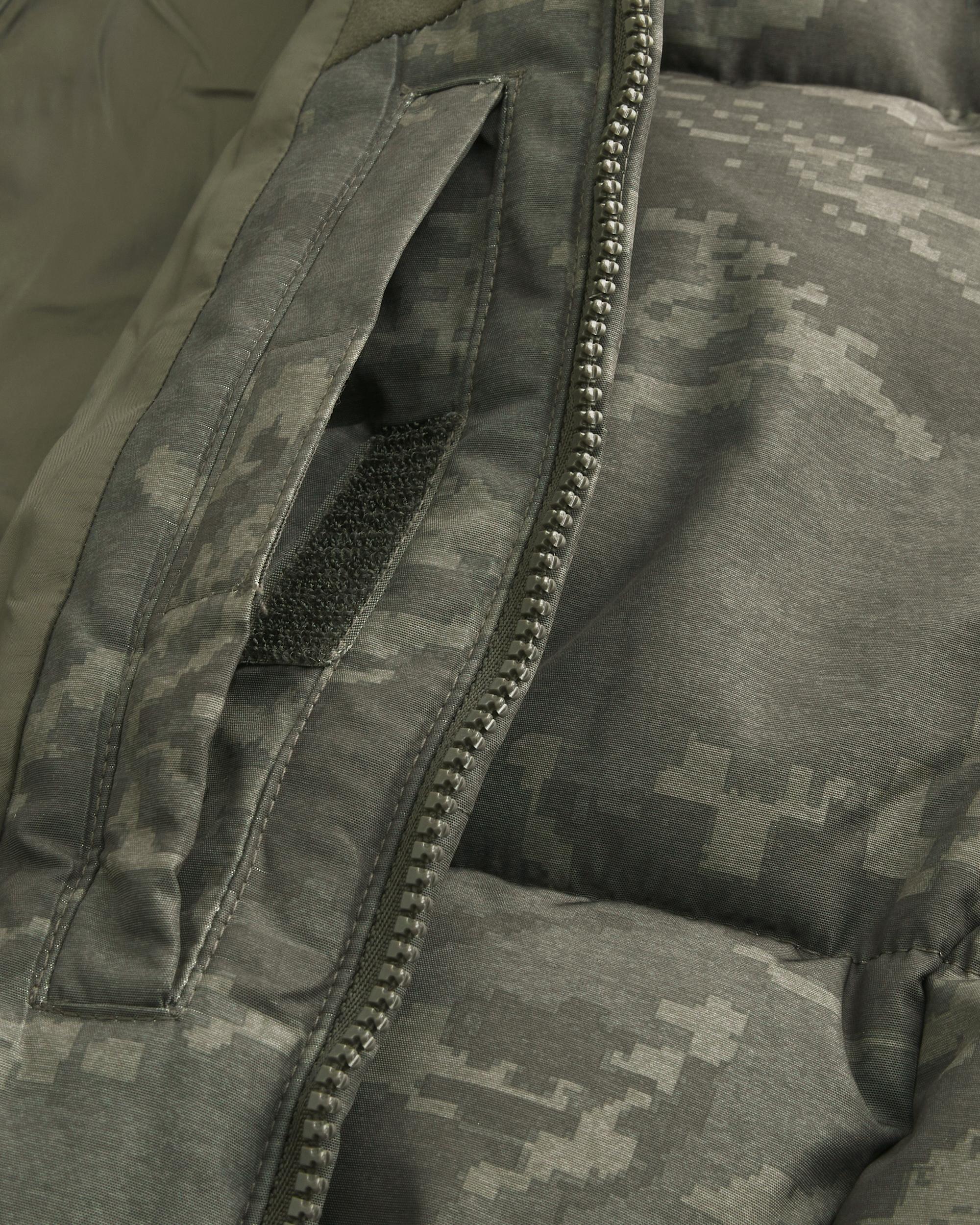 Hooded Colorblock Puffer Jacket Product Image