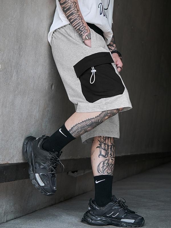 Men's Contrast Color Large Pocket Casual Shorts Product Image