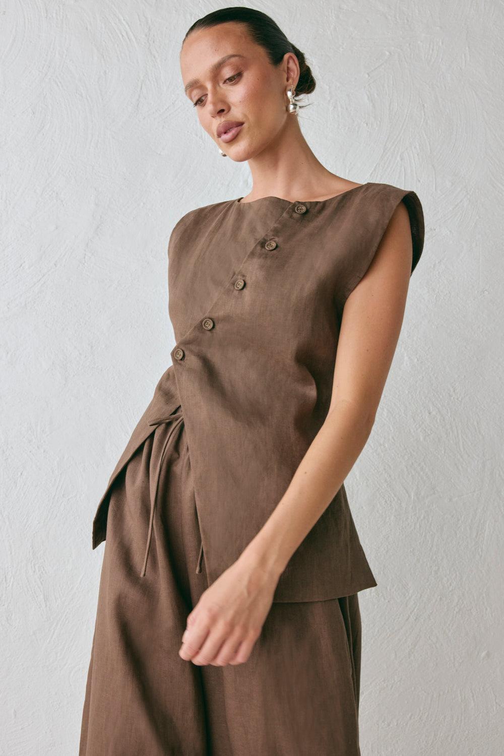 Raya Linen Pants Chocolate Product Image