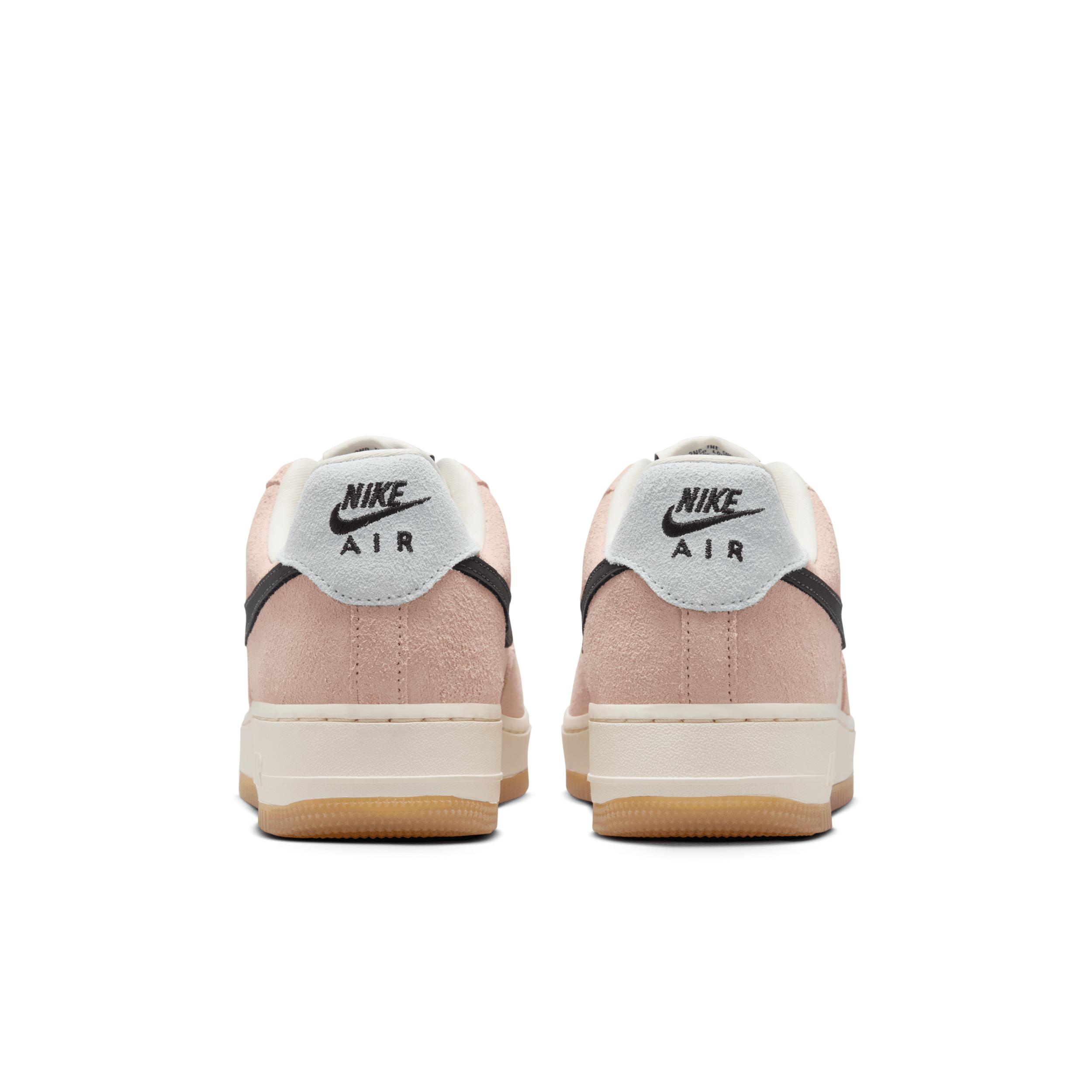 Nike Women's Air Force 1 '07 Shoes Product Image