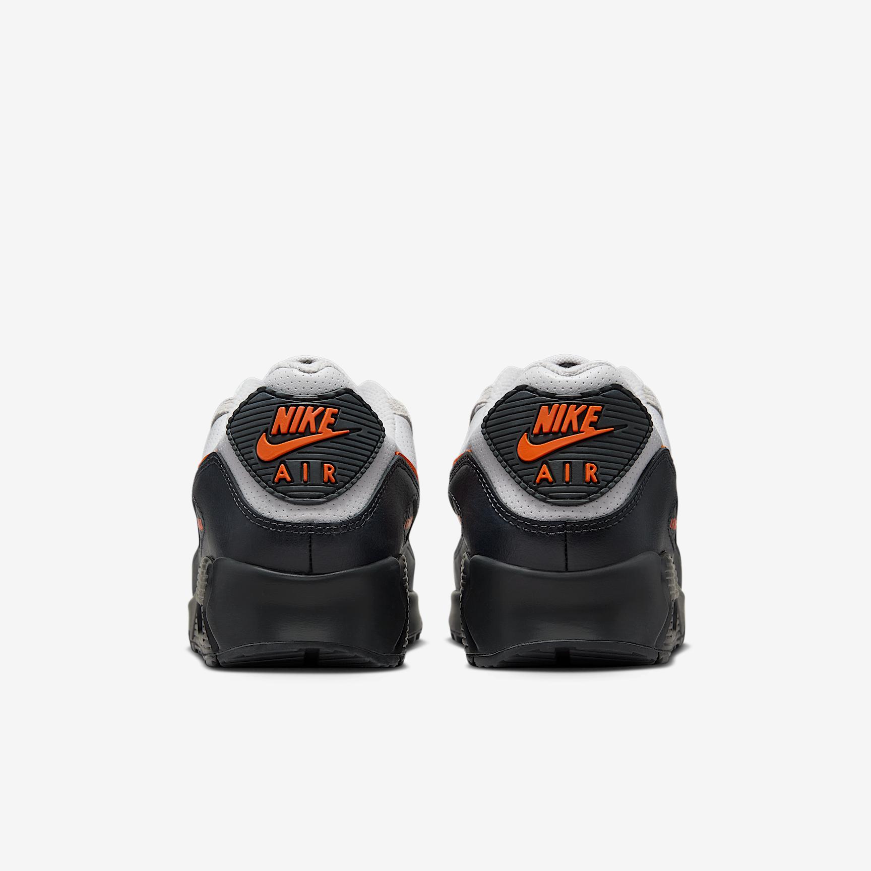 Nike Men's Air Max 90 Shoes Product Image