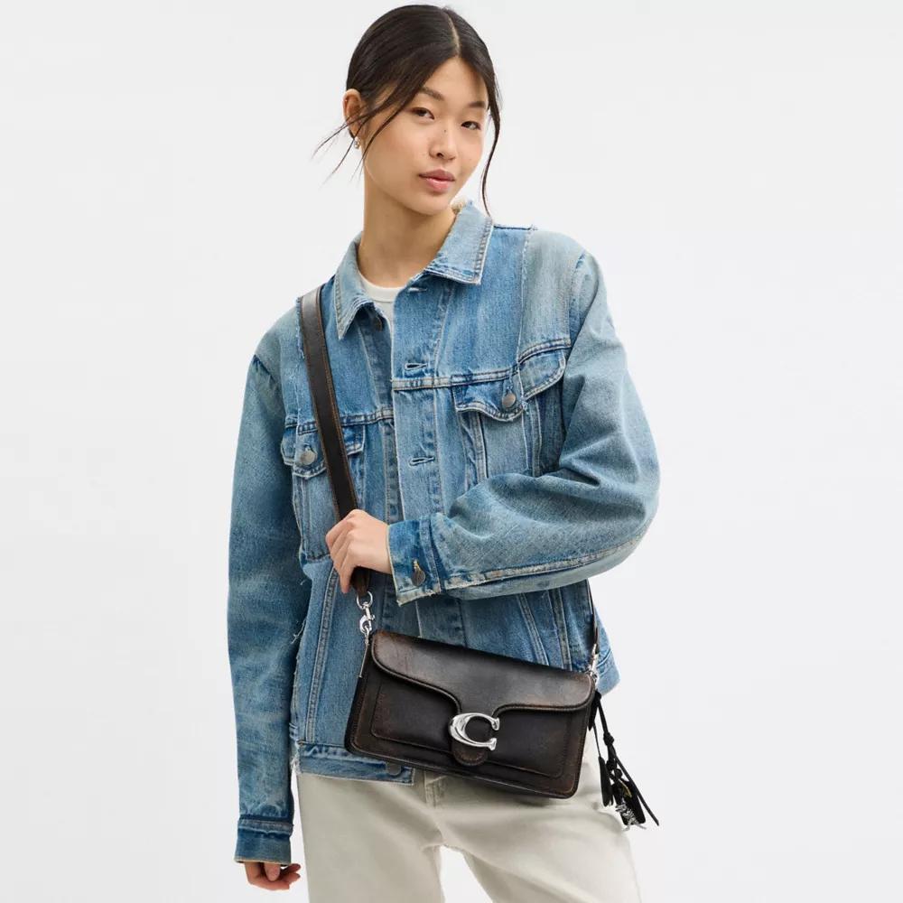 Tabby Shoulder Bag 26 In Loved Leather Product Image