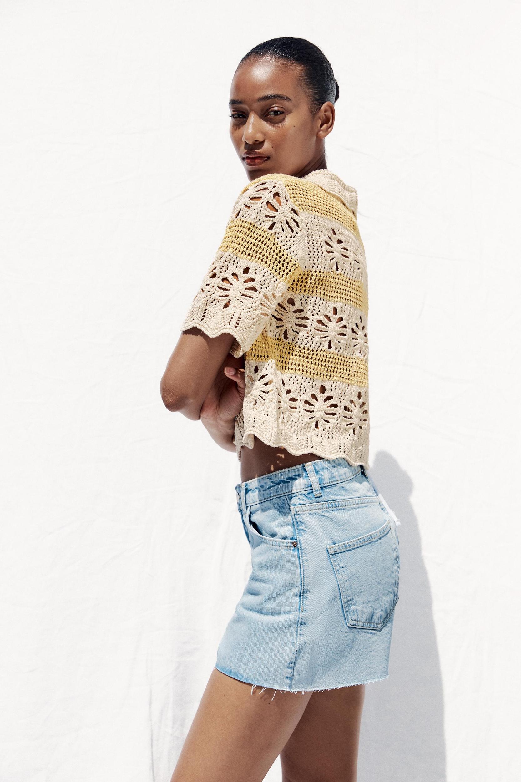 Z1975 HIGH-WAISTED DENIM SHORTS Product Image