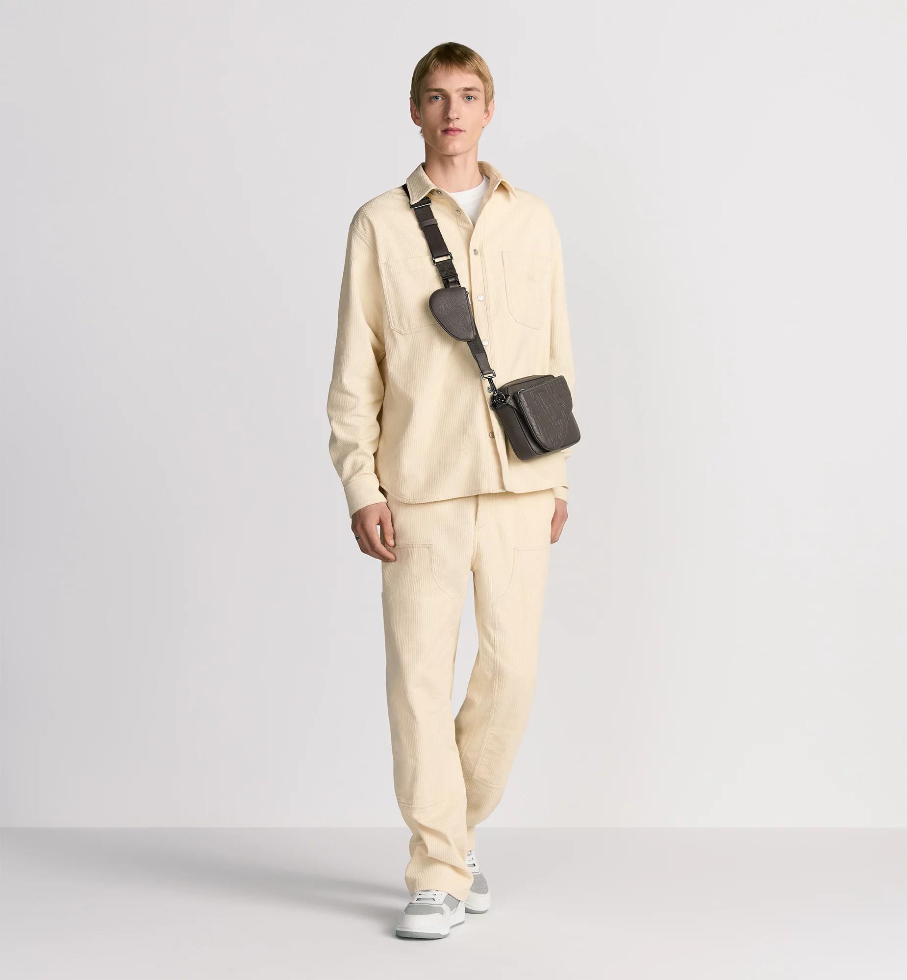 Saddle Triple Pouch Product Image