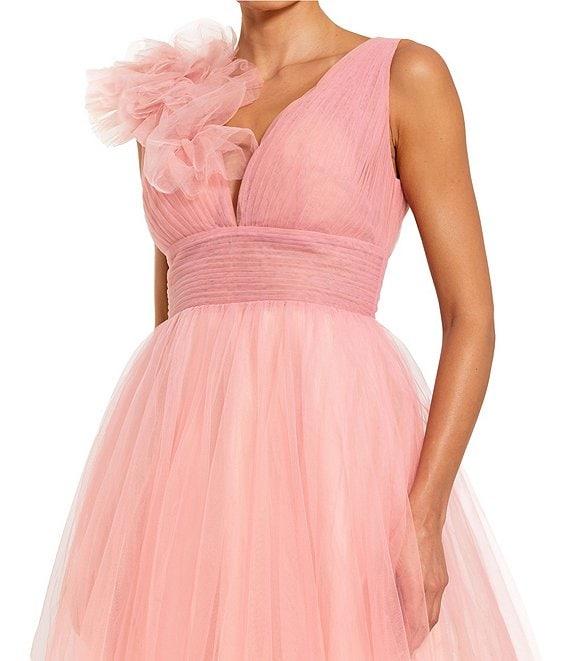 Mac Duggal V-Neck 3D Ruffle Shoulder Ombre Tulle Ballgown Product Image