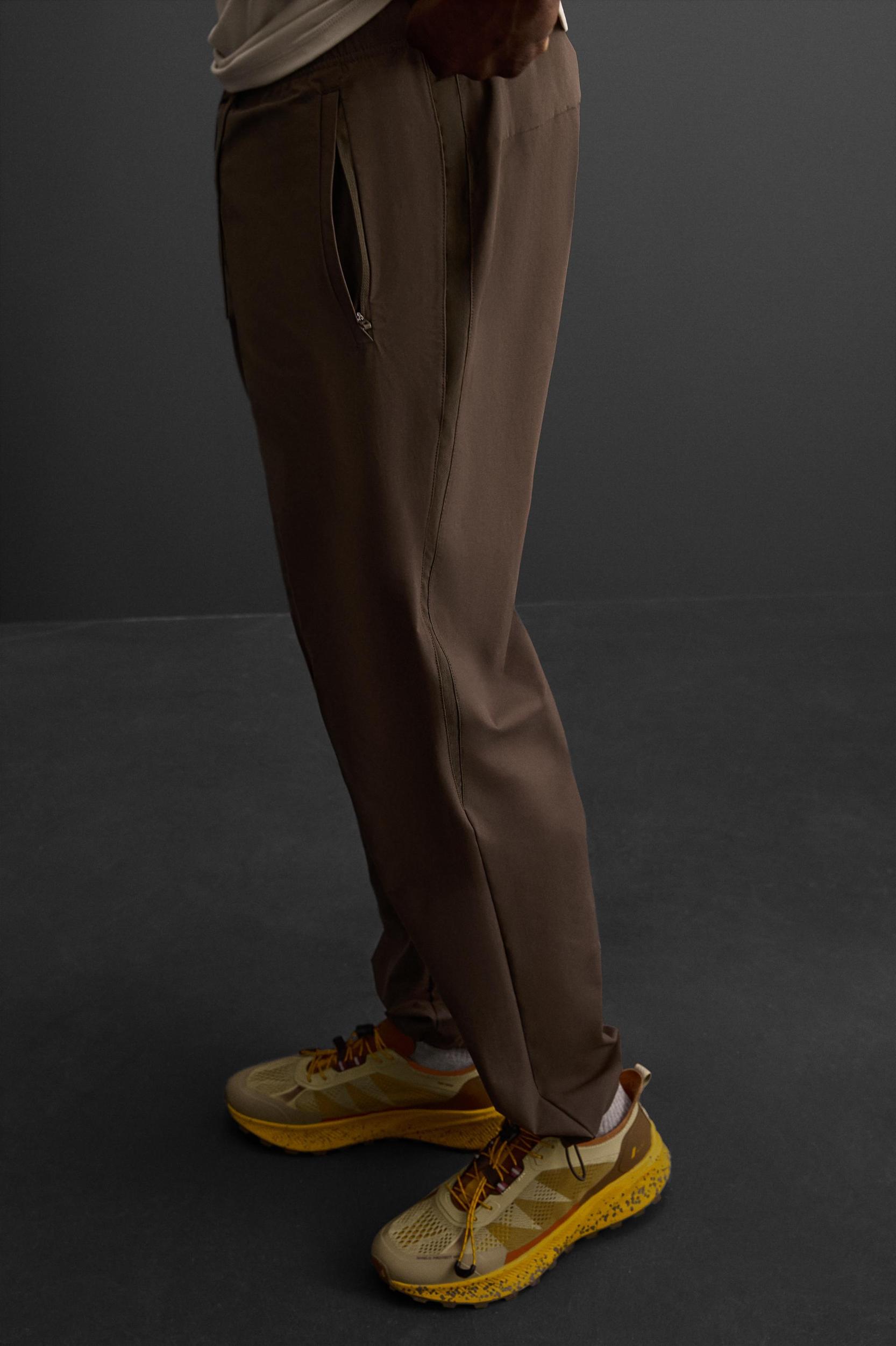 TECHNICAL PANTS Product Image