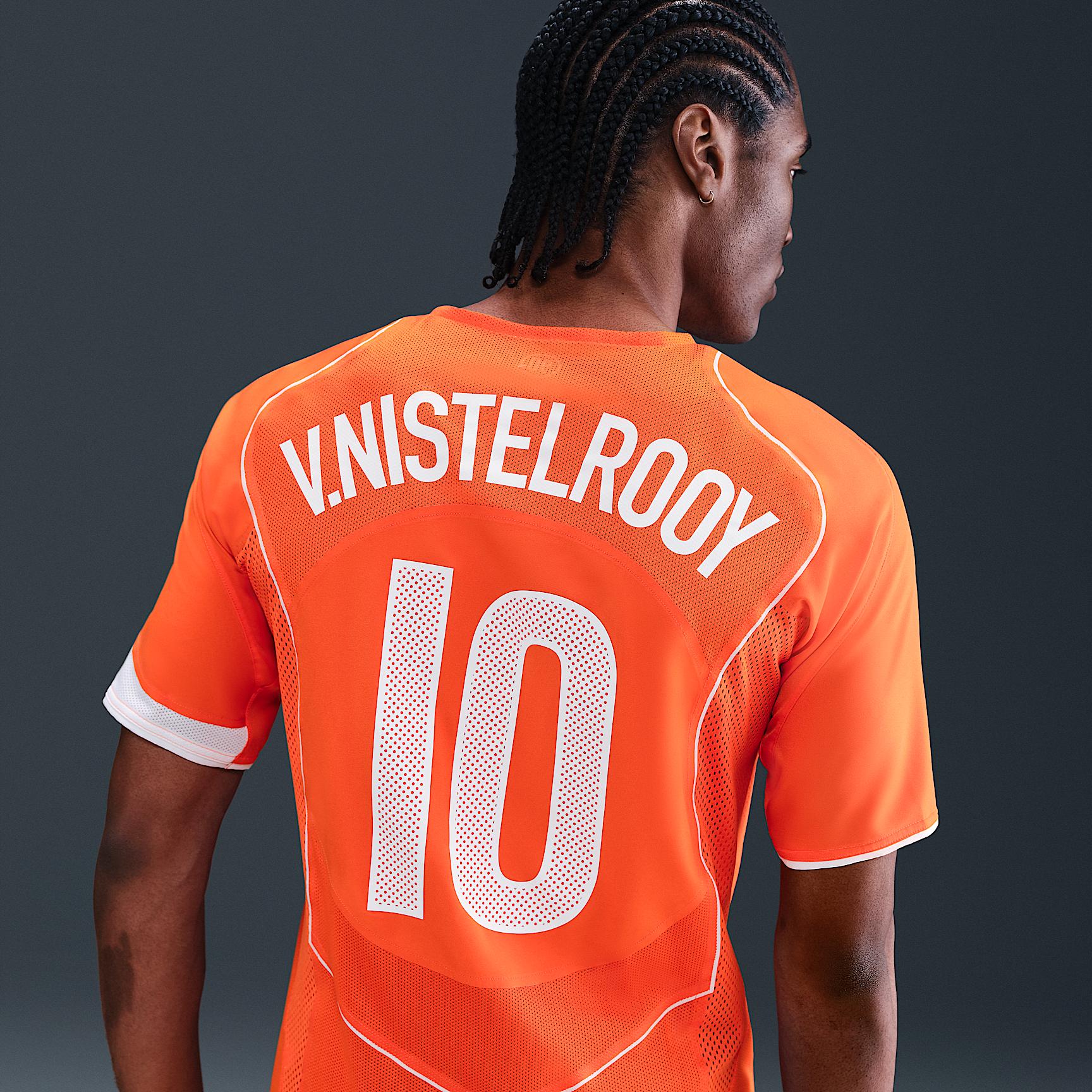 Ruud van Nistelrooy Netherlands 2004 Total 90 Reissue Nike Mens Soccer Replica Jersey | IF2942-819 Product Image