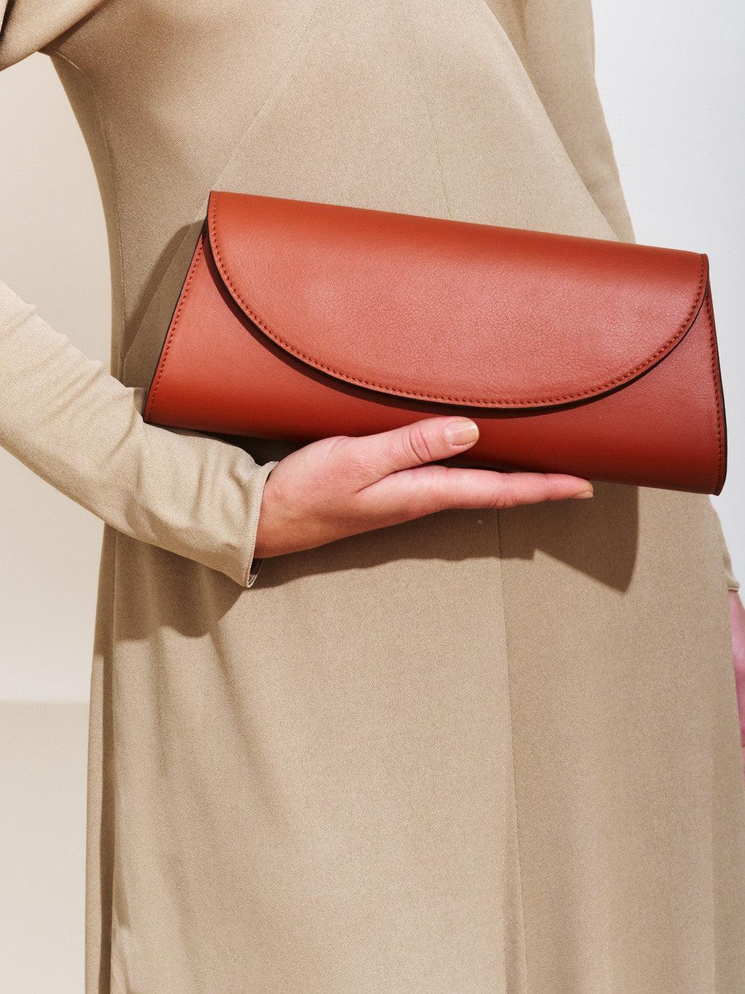 The Opera Clutch in Nappa Product Image