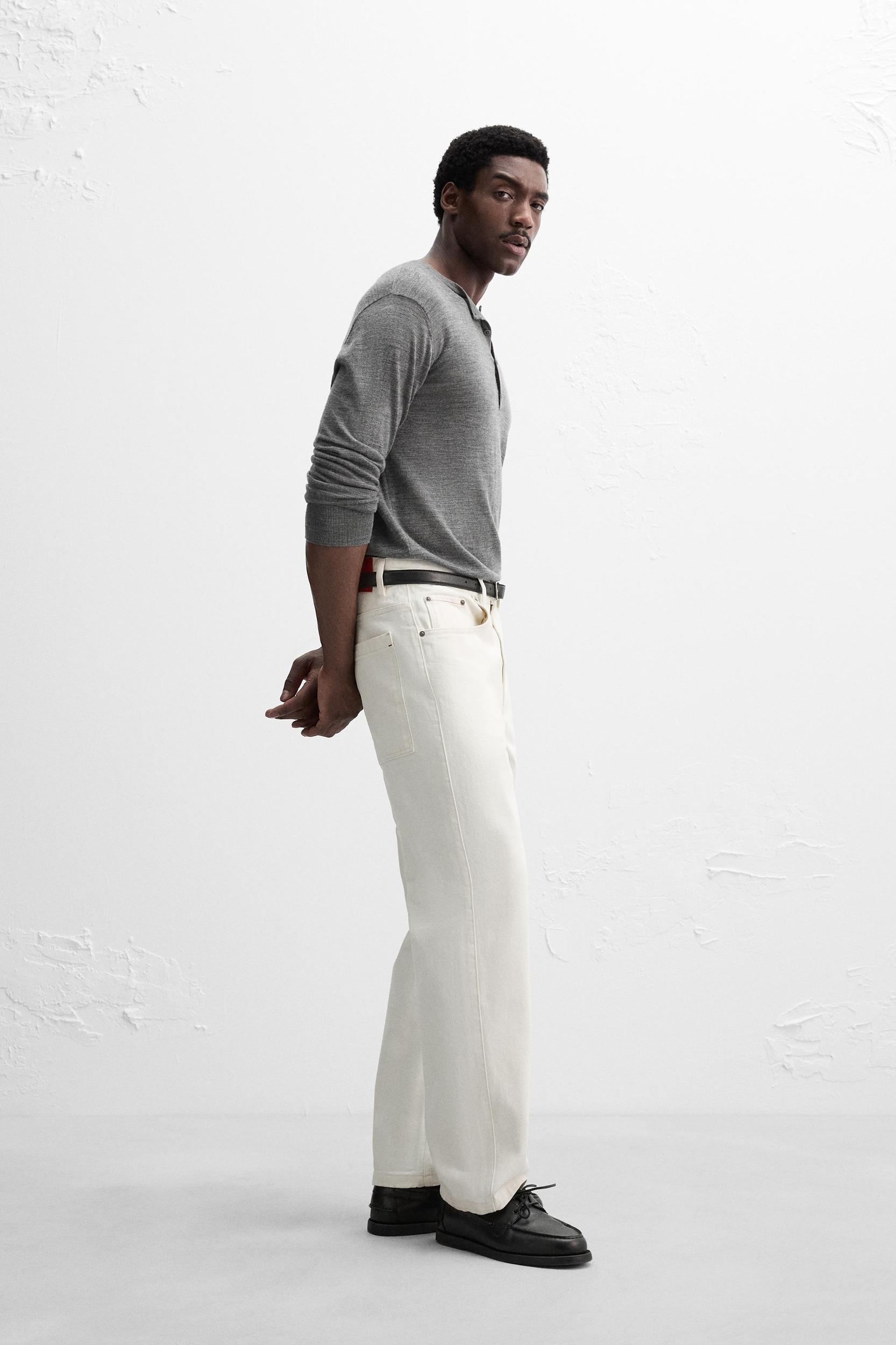 STRAIGHT FIT JEANS Product Image