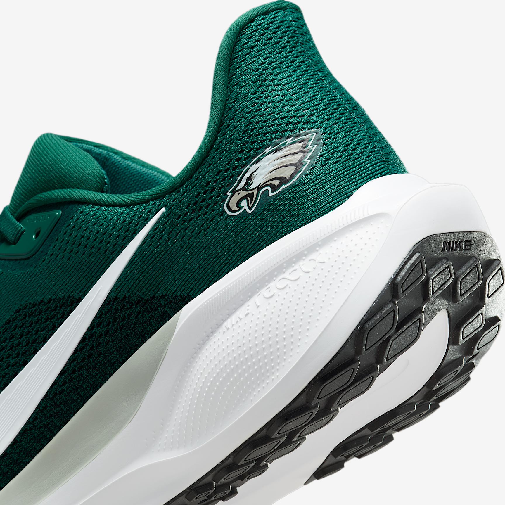 Philadelphia Eagles Pegasus 41 Nike Men's NFL Road Running Shoes Product Image