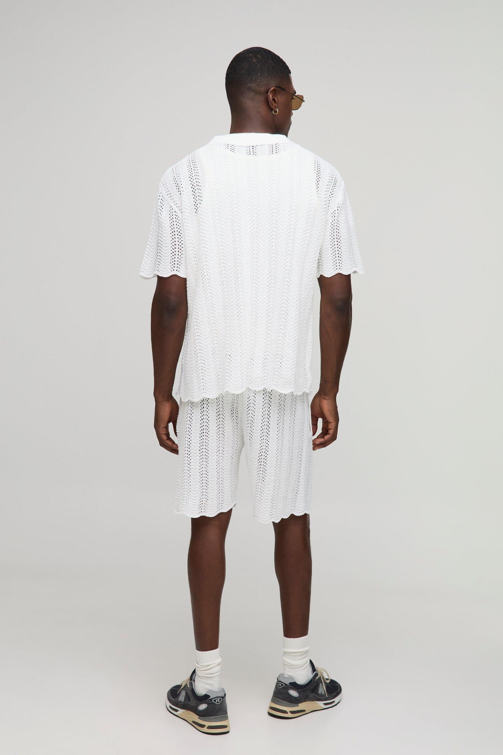 MAN Relaxed Embroidered Wavy Crochet Knitted Short | boohooMAN USA Product Image