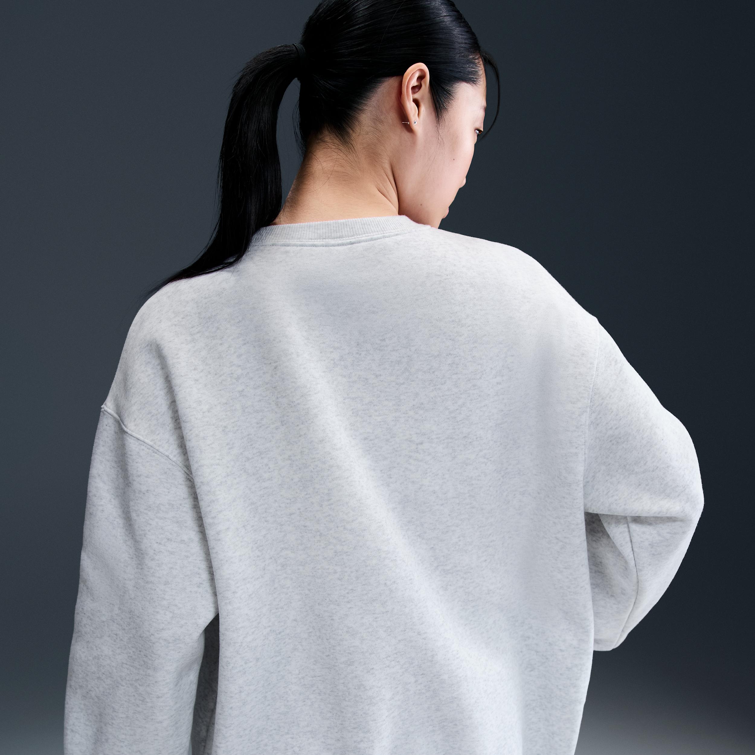 USA Phoenix Fleece Nike Women's Soccer Oversized Crew-Neck Sweatshirt Product Image