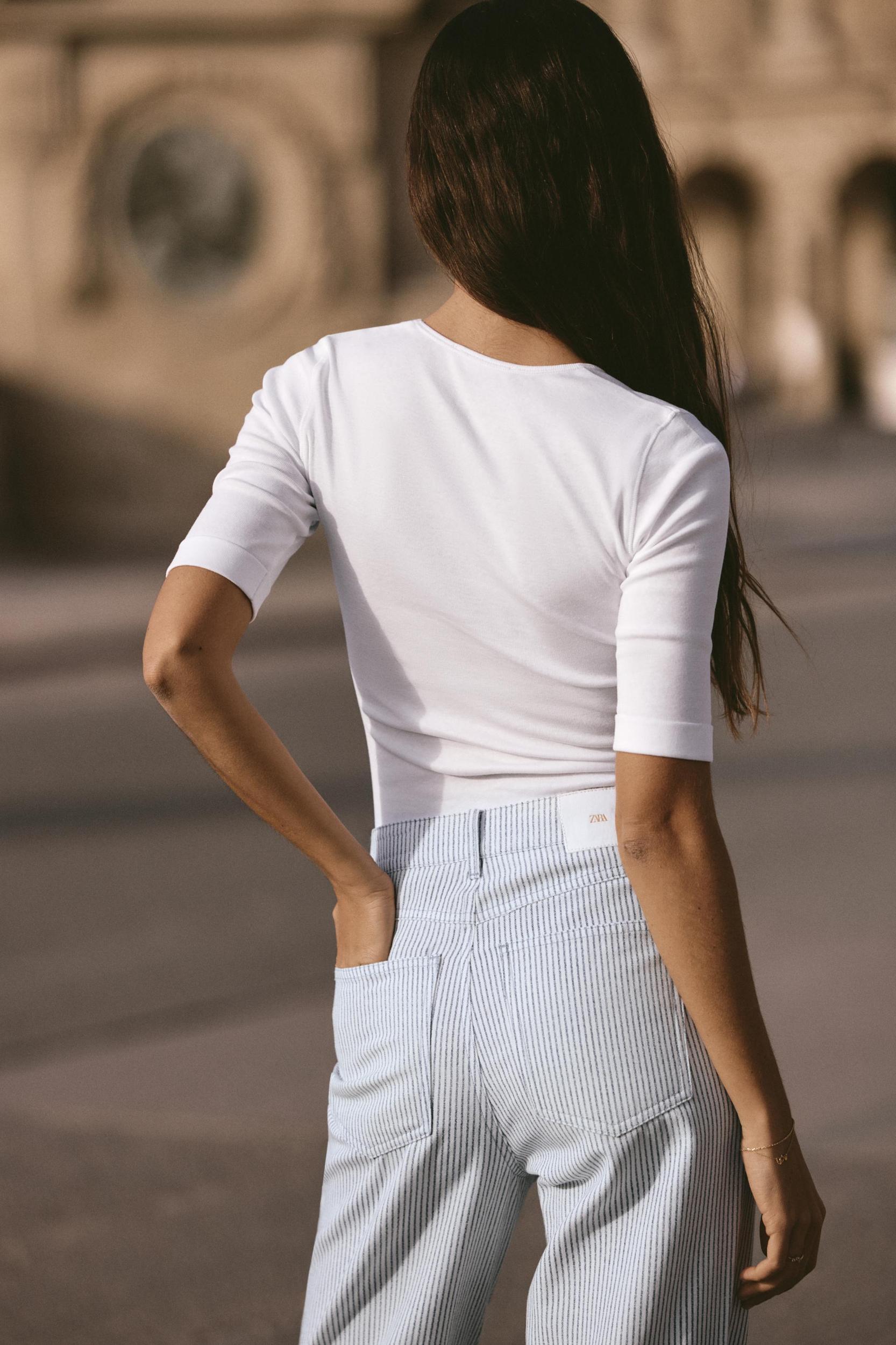 STRIPED PRINT STRAIGHT CUT PANTS Product Image