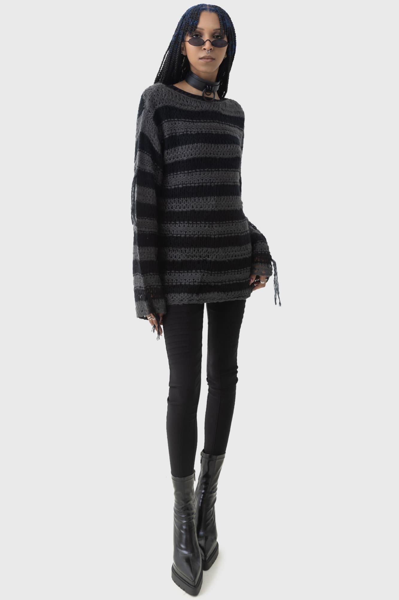 Hunter's Moon Sweater Female Product Image