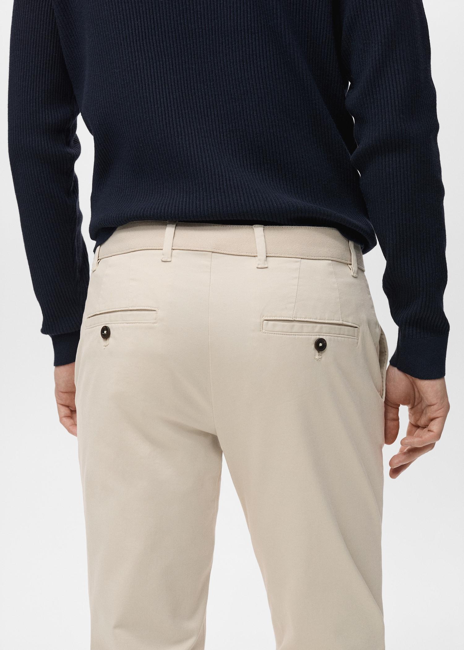Prato cropped tapered chino pants - Men | MANGO USA Product Image