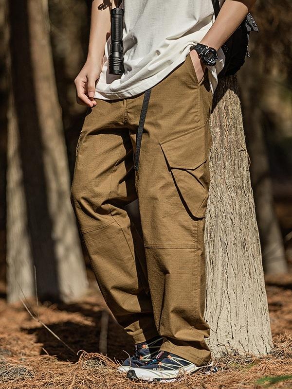 Men's Slanted Pocket Buckle Detail Cargo Pants Product Image