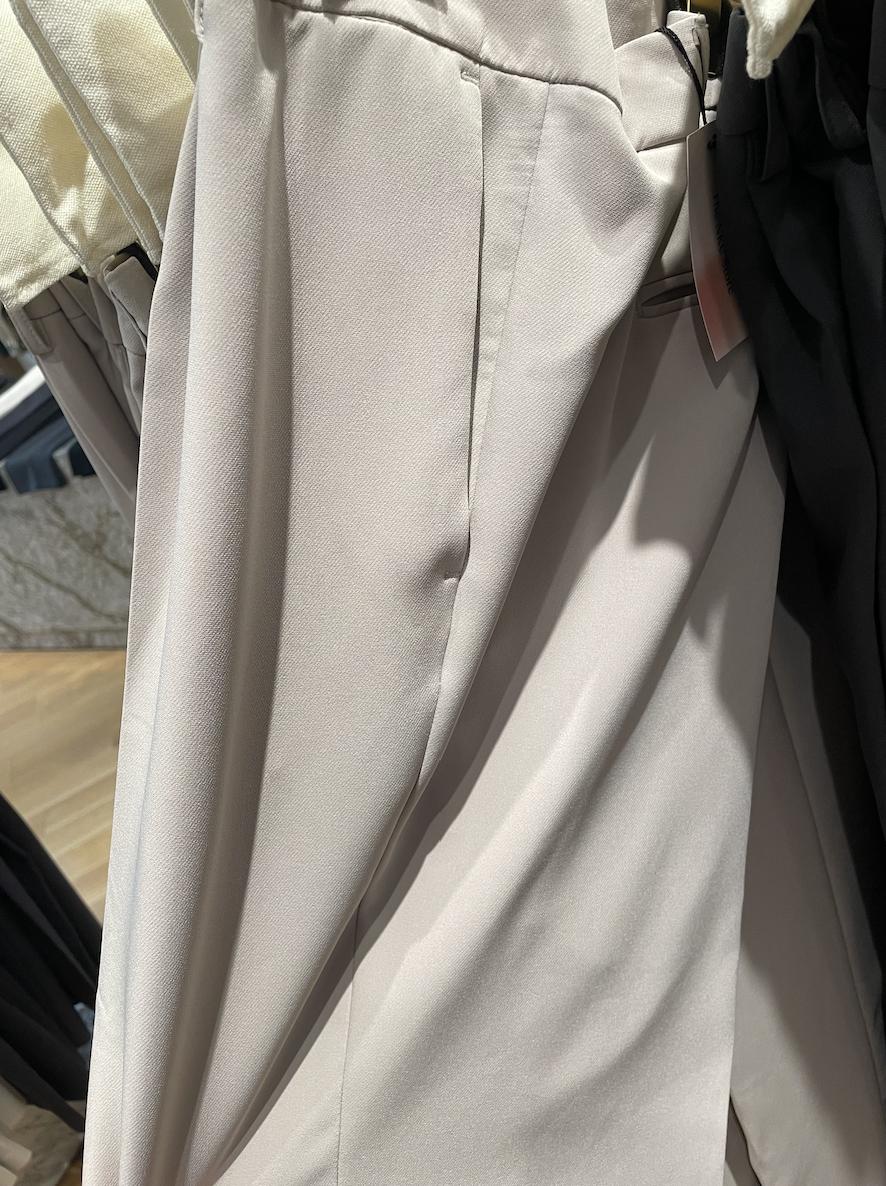 Comfort Stretch Straight Leg Trouser in Camel Product Image