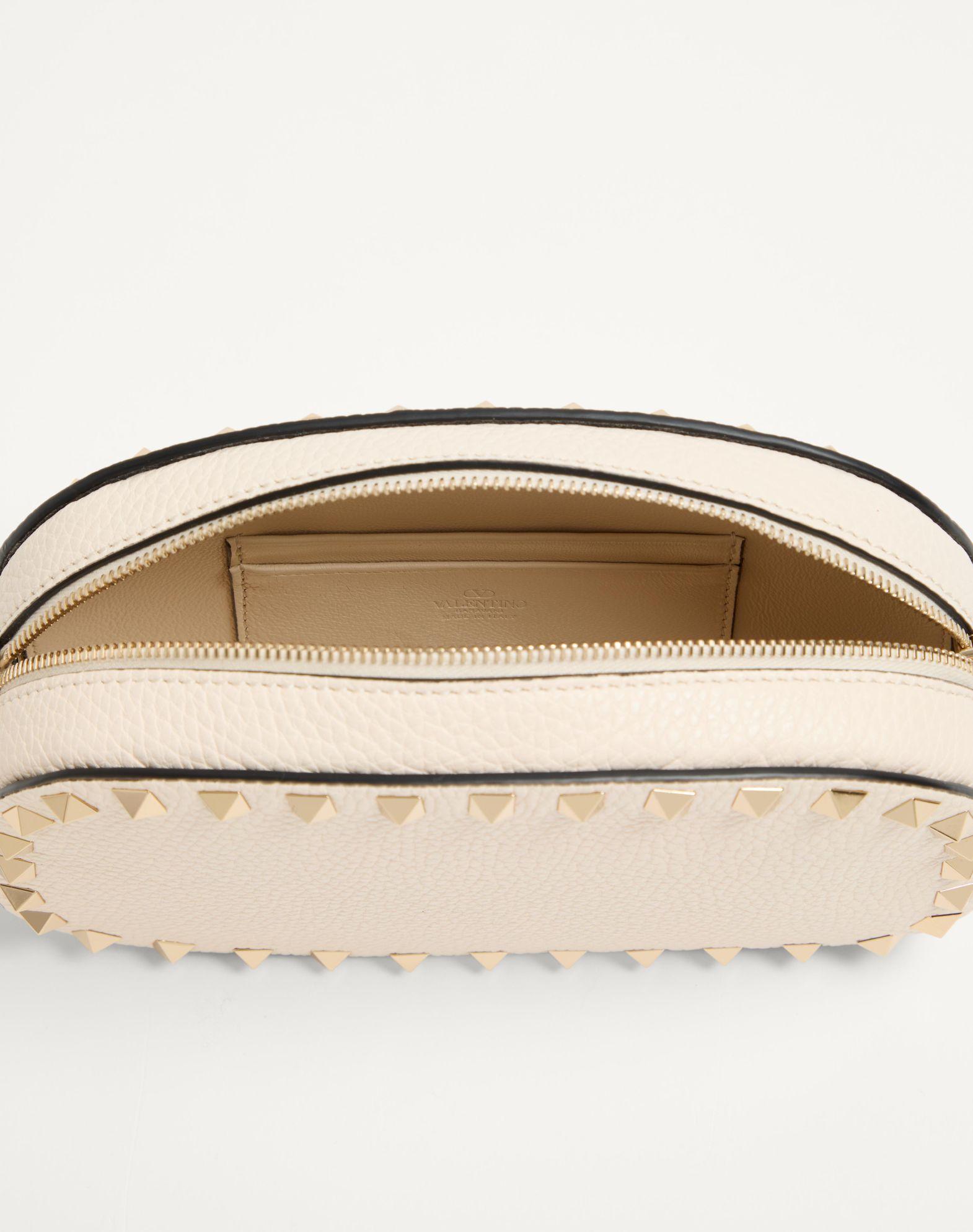 CLASSIC CASSANDRE CHAIN WALLET IN GRAIN DE POUDRE LEATHER Product Image