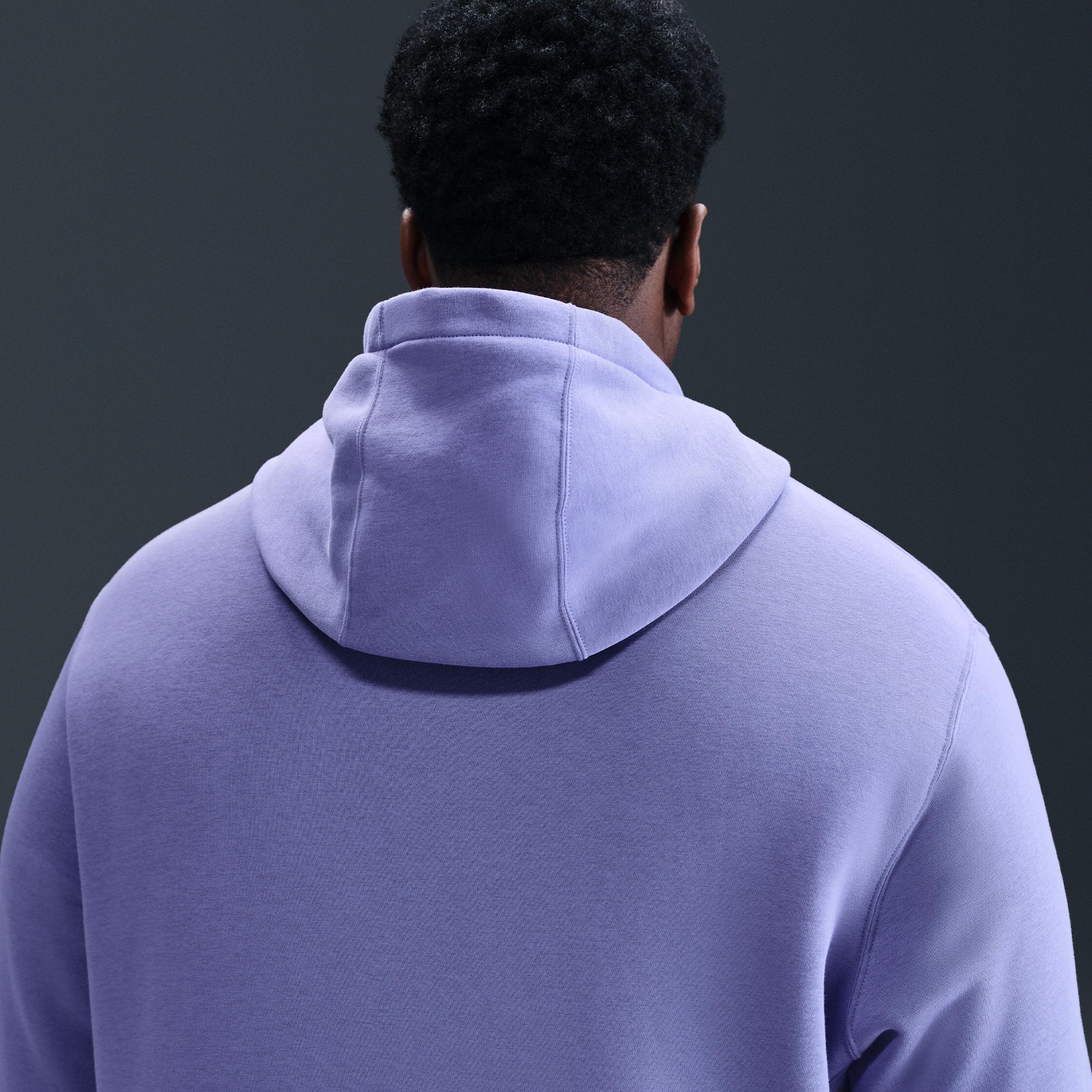 Nike Men's Club Pullover Hoodie Product Image