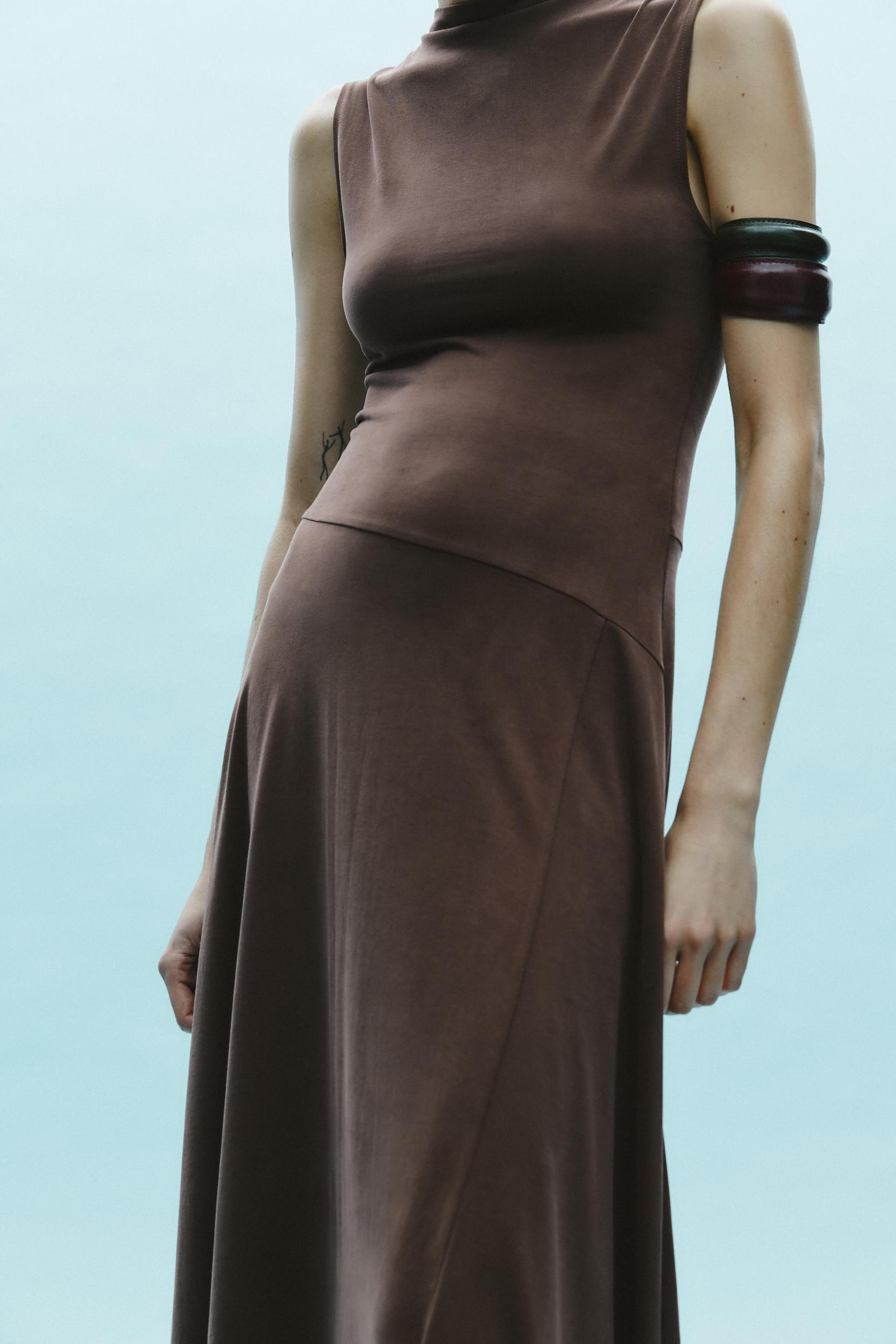 FLOWY FABRIC MIDI DRESS Product Image