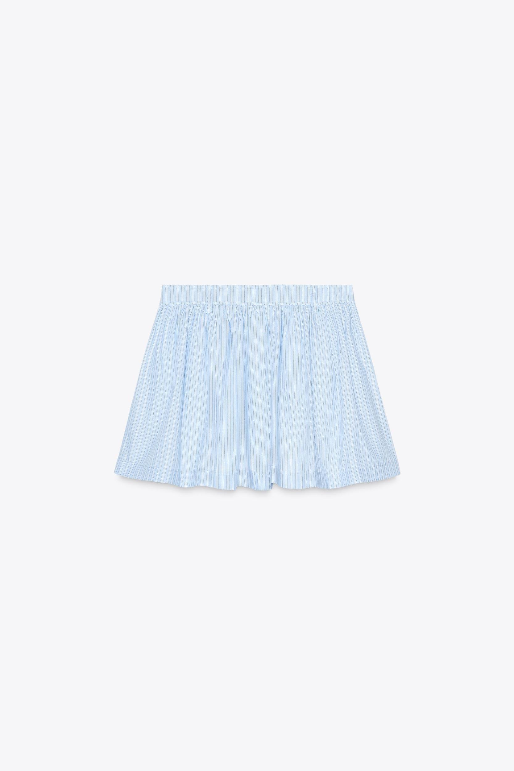 VOLUMINOUS STRIPED SKORT Product Image