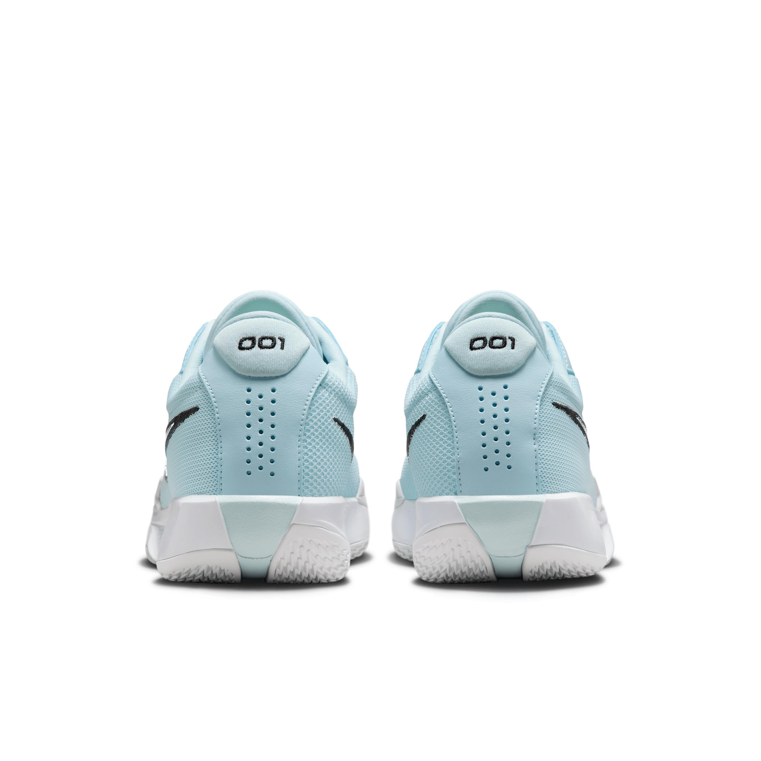 Nike Men's G.T. Cut Academy Basketball Shoes Product Image