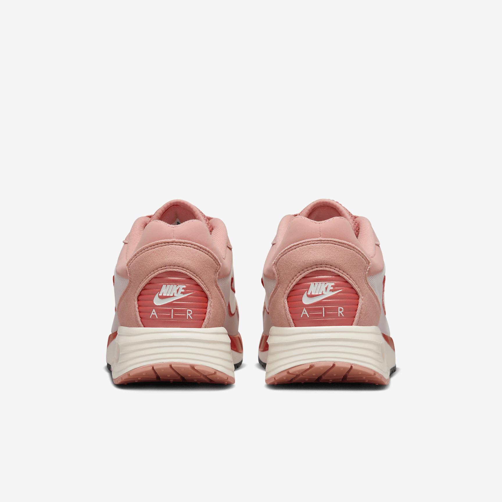 Nike Air Max Solo Women's Shoes Product Image