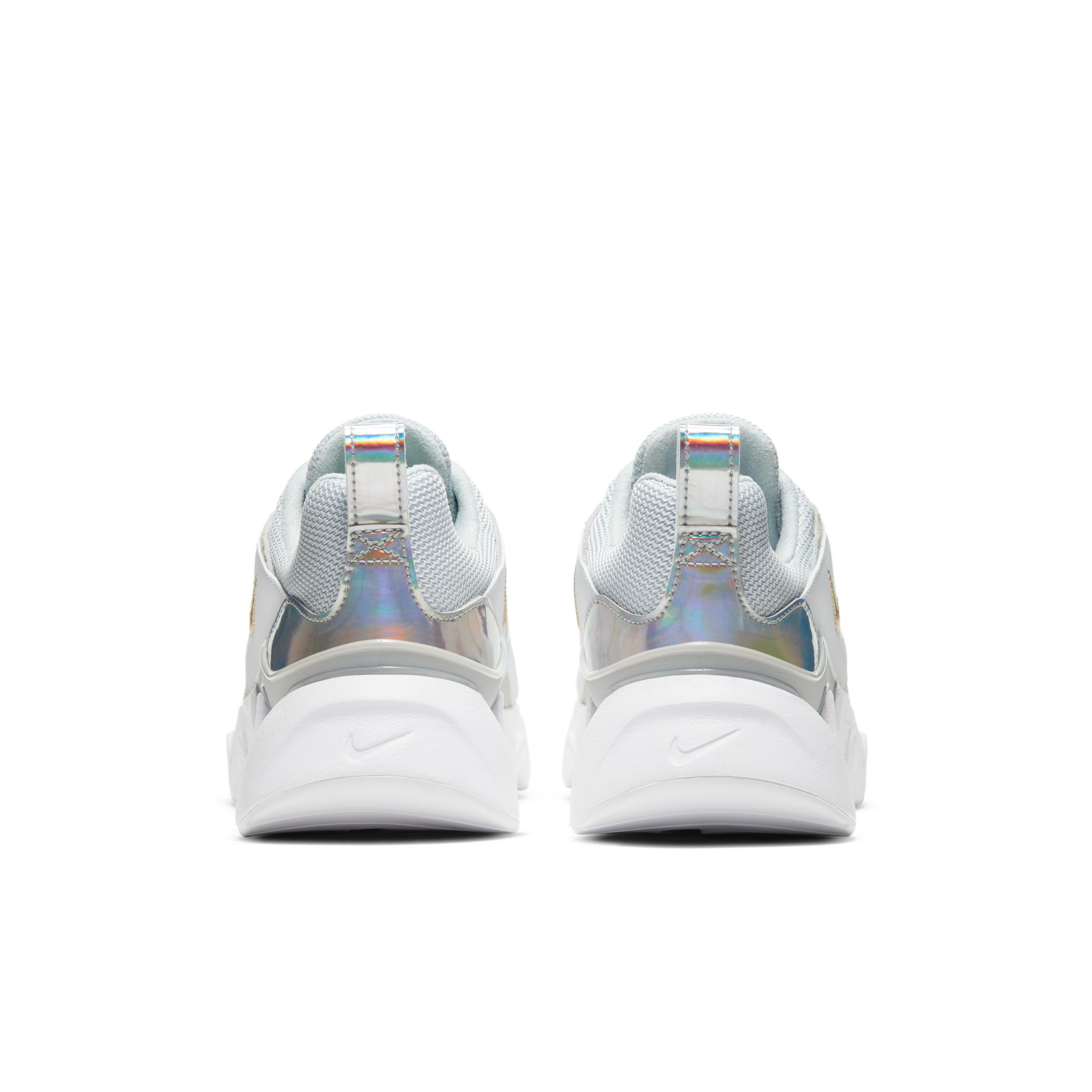 Nike Womens RYZ 365 Shoes | DC8156-100 Product Image