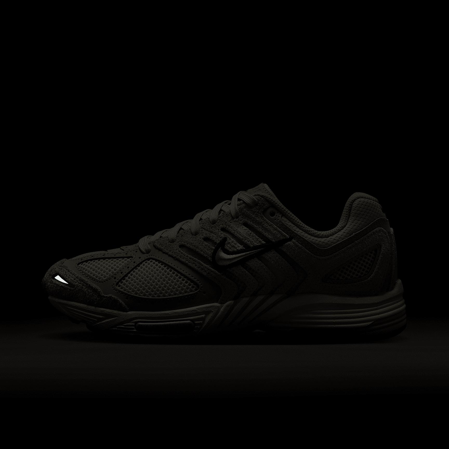 Nike Air Pegasus 2005 Women's Shoes Product Image