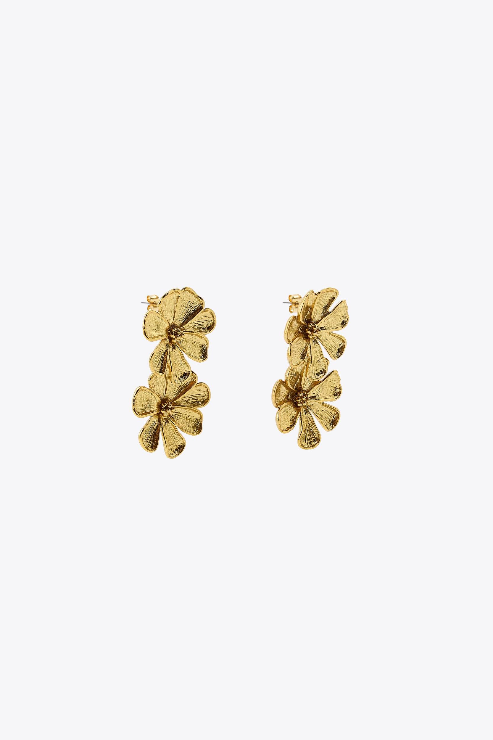 METAL FLOWER EARRINGS Product Image