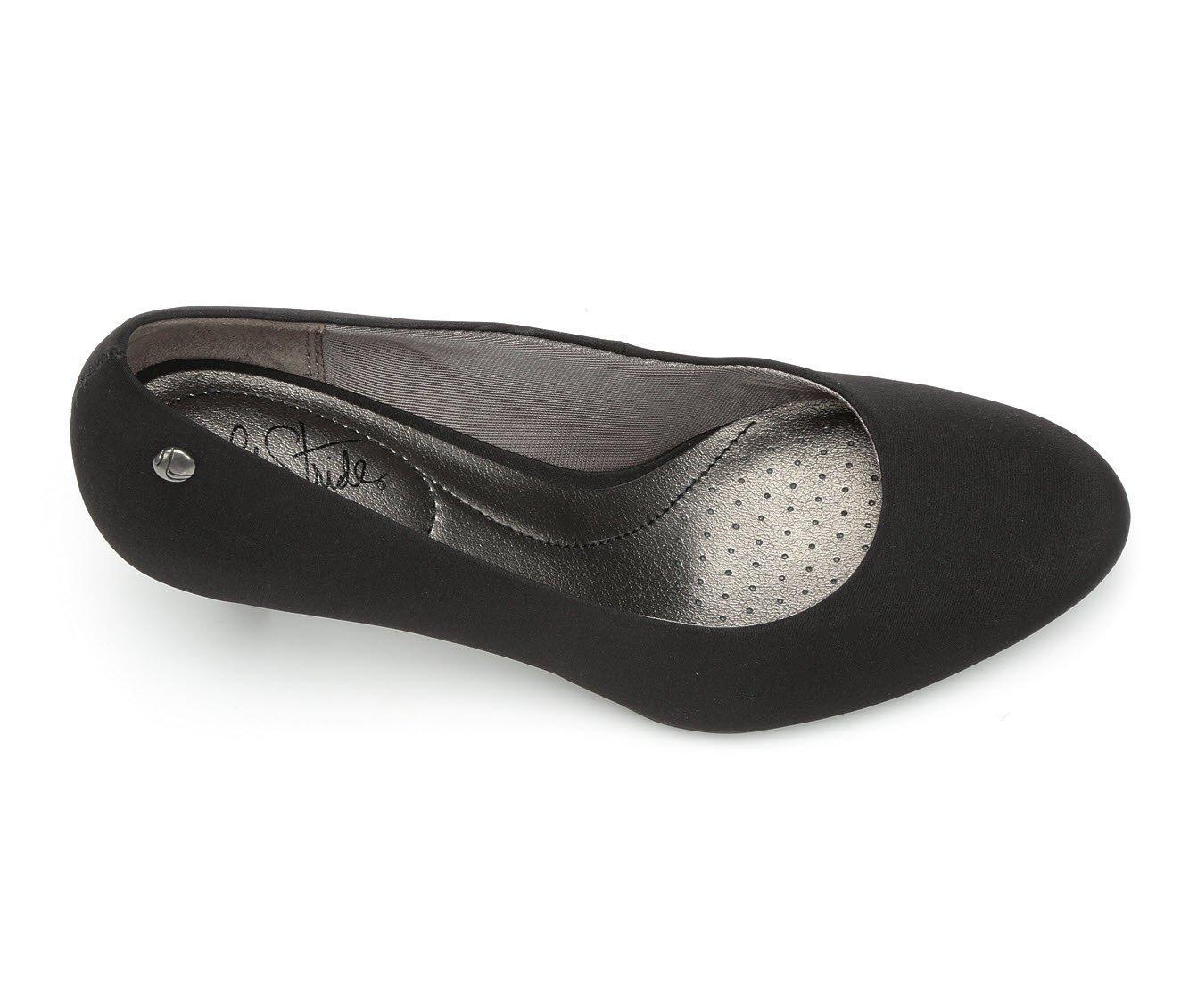 Women's LifeStride Parigi Pumps Product Image