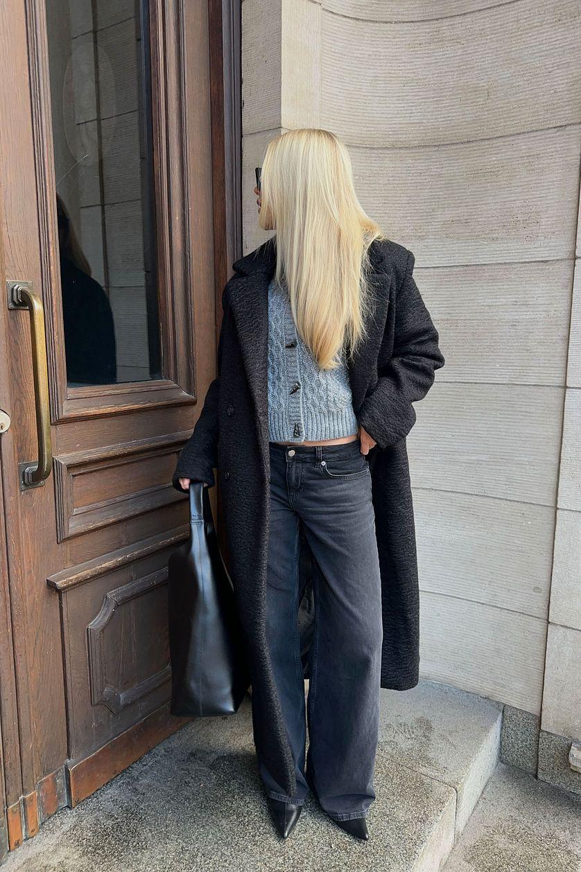 Low Waist Jeans Product Image