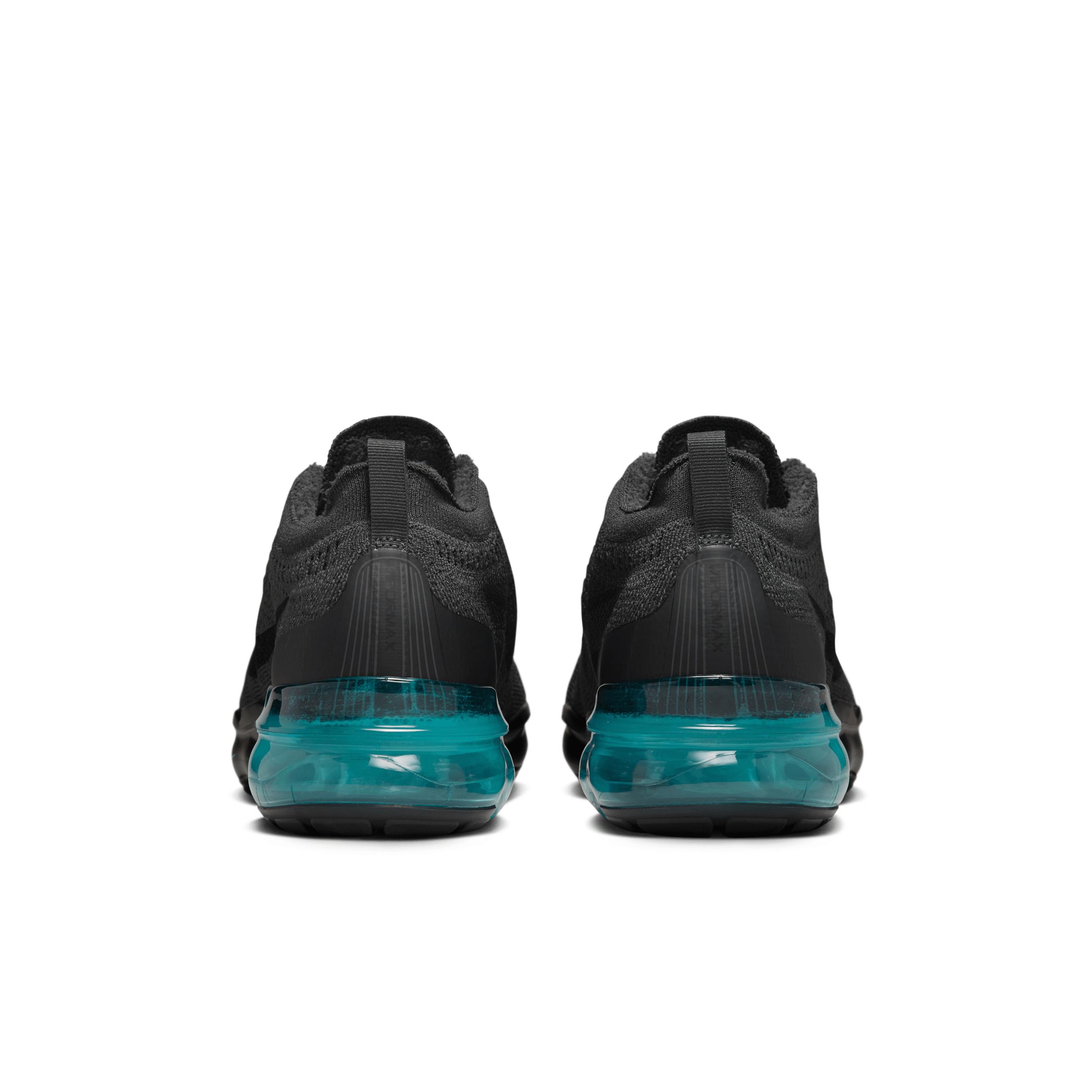 Nike Men's Air VaporMax 2023 Flyknit Shoes Product Image