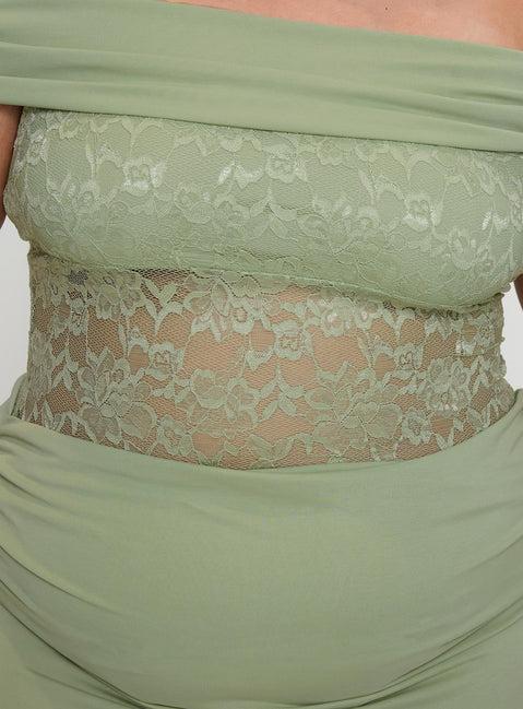 Gwendolen Off The Shoulder Maxi Dress Green Curve Product Image