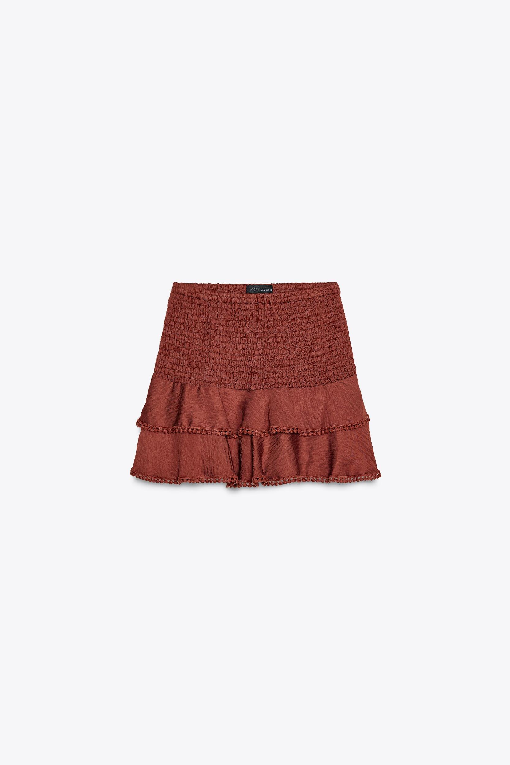 RUFFLED LACE SKORT Product Image