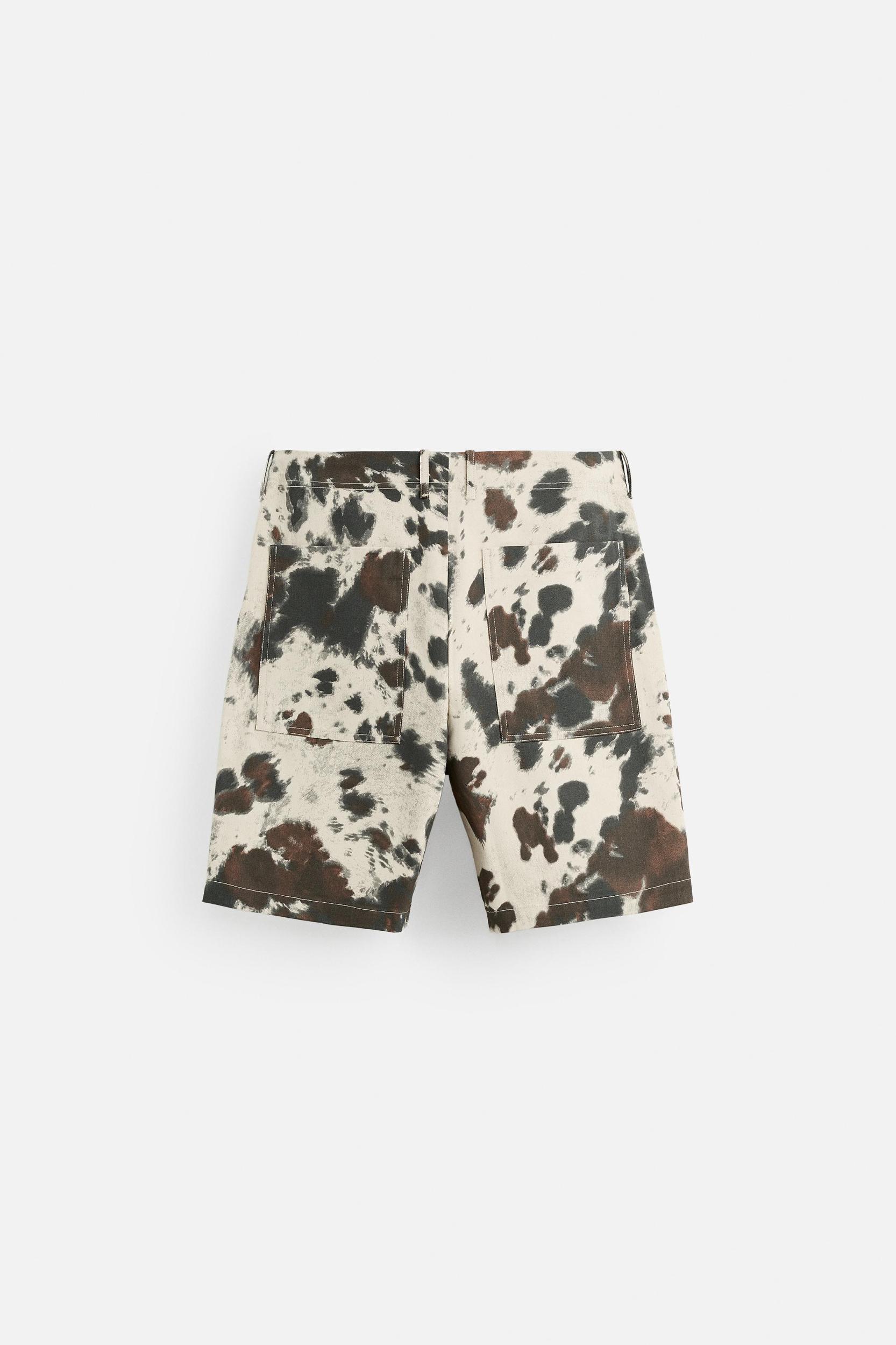 ANIMAL PRINT SHORTS Product Image