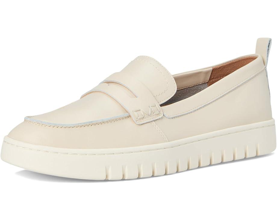 Cleo Loafer Product Image