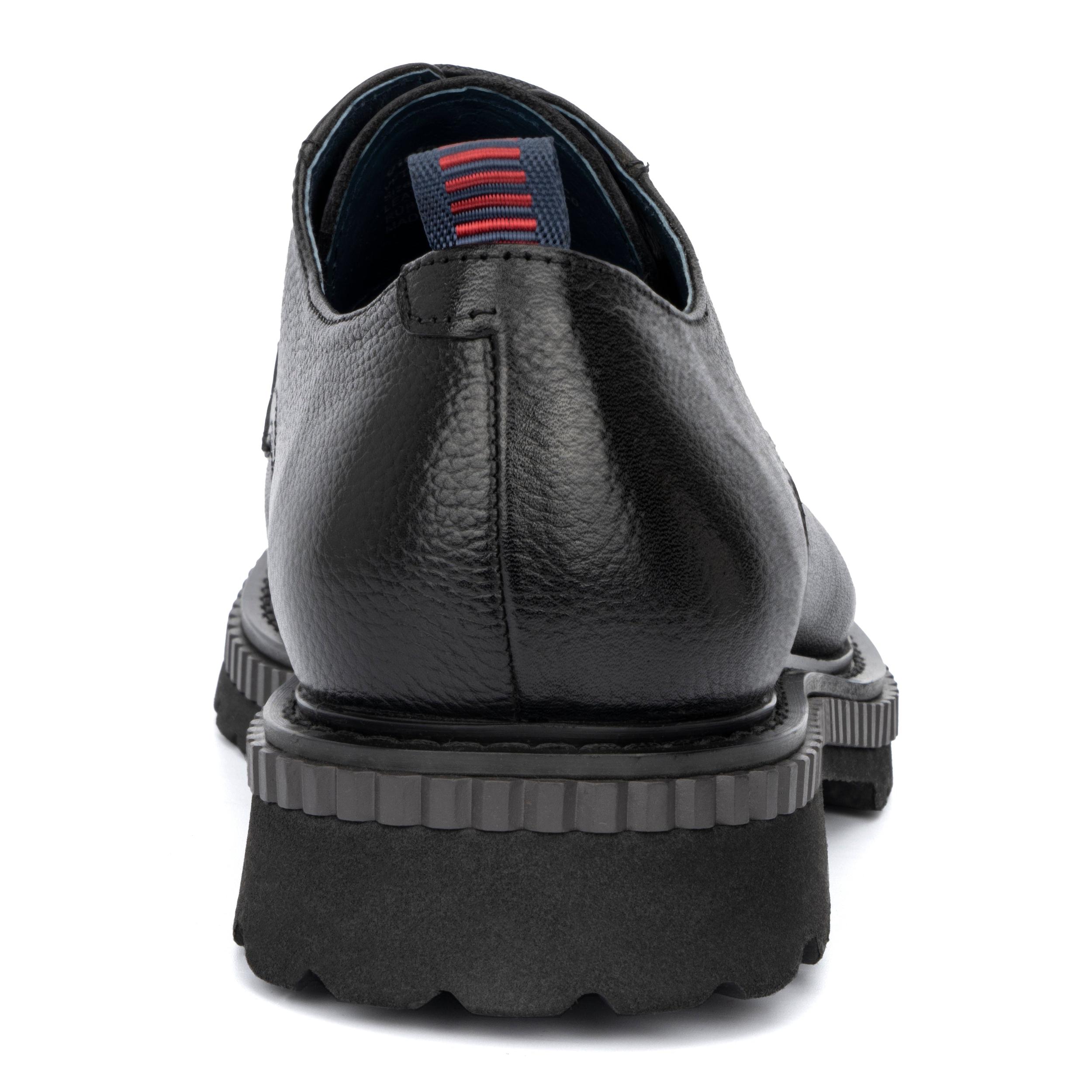 Vintage Foundry Co. Men's Logan Oxford Product Image