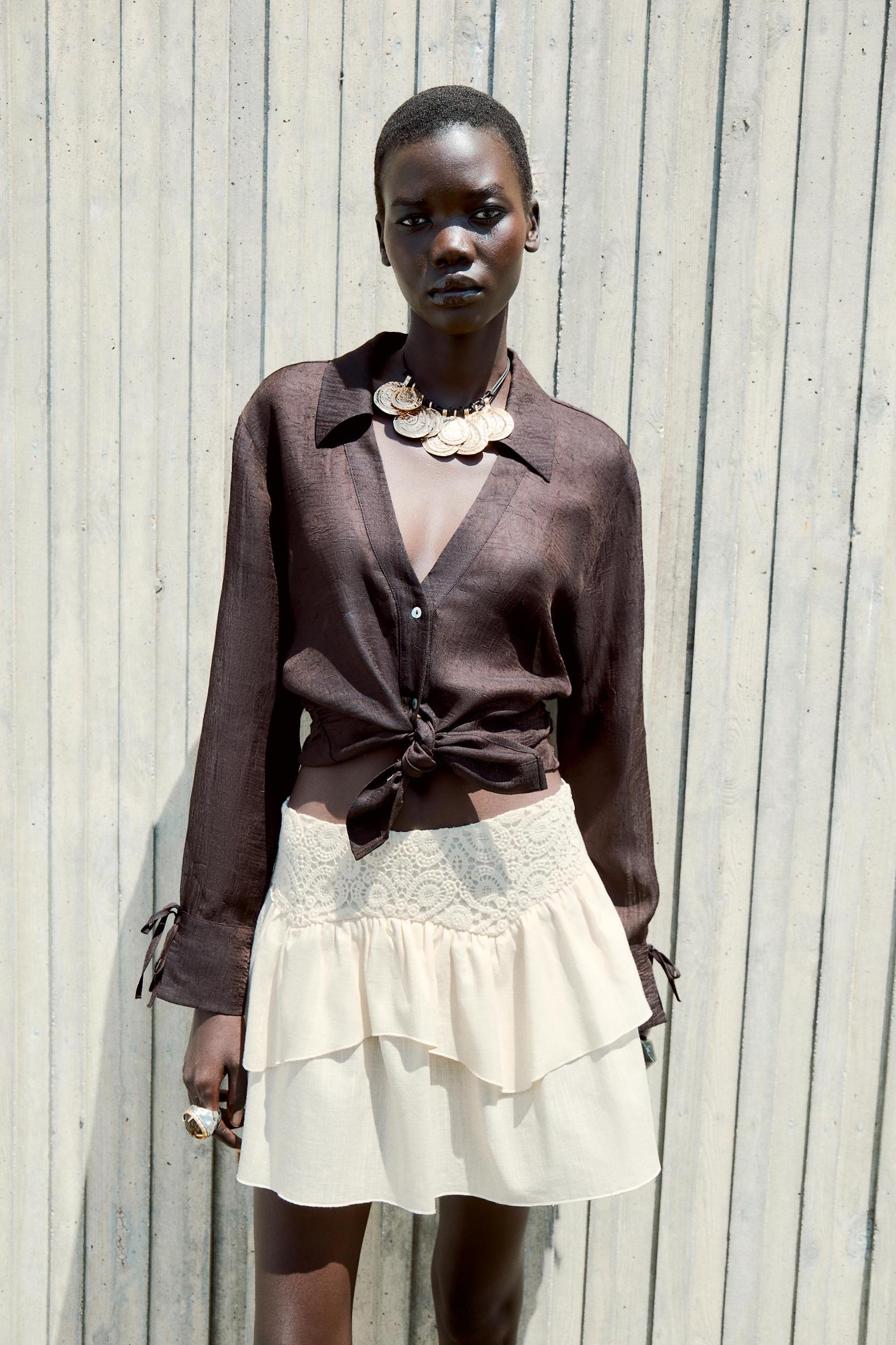 CROCHET RUFFLE MINI SKIRT Product Image