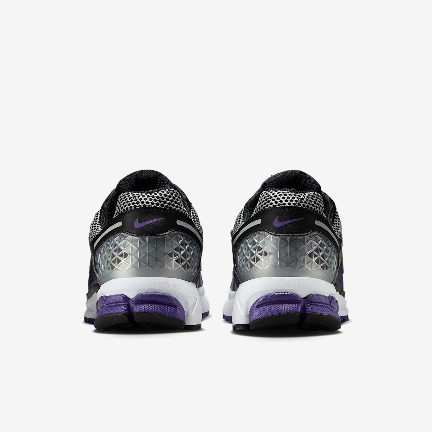 Nike Mens Zoom Vomero 5 Shoes | IM2220-095 Product Image