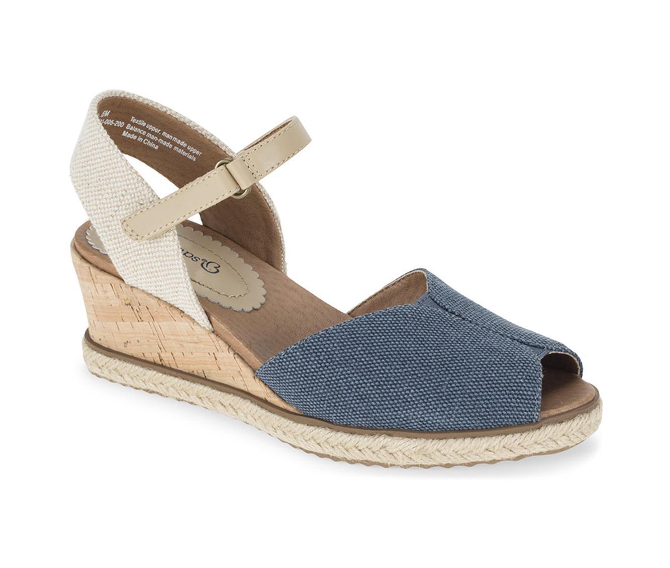 Women's Baretraps Odetta Wedges Product Image