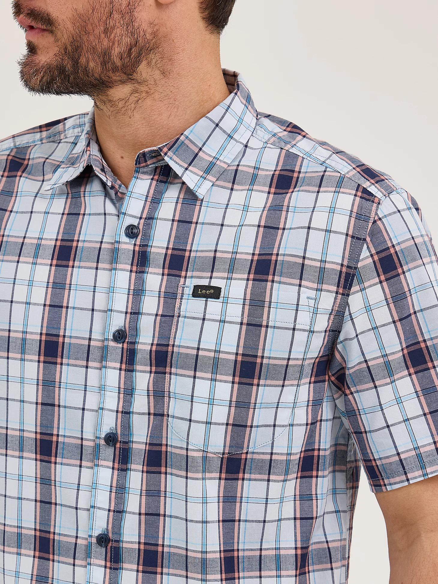 Men's Extreme Motion All Purpose Short Sleeve Plaid Button Down Shirt | Men's Tops & Tees | Lee® Product Image