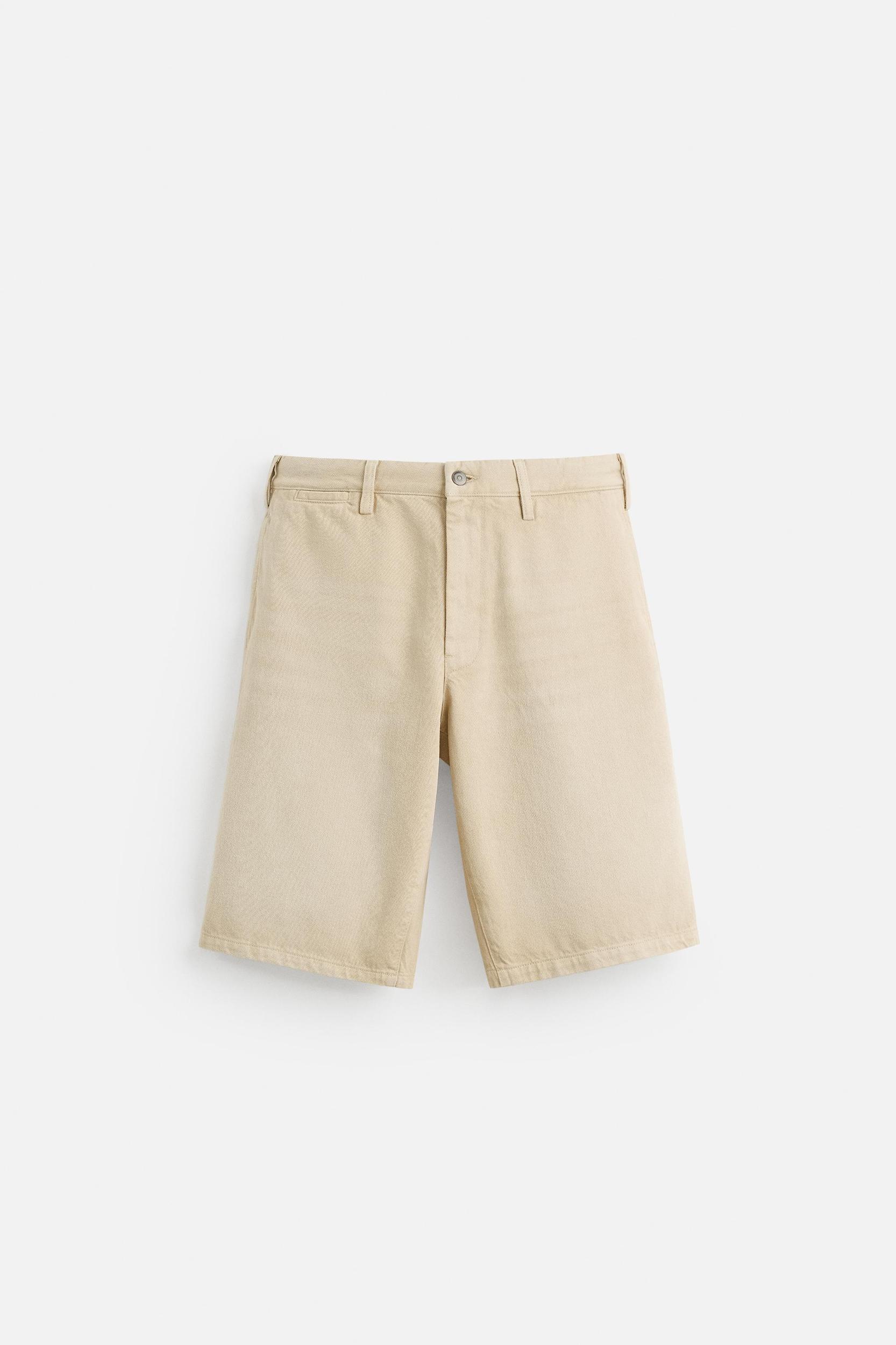 BAGGY FIT BERMUDA SHORTS © OTIS KWAME KYE QUAICOE Product Image