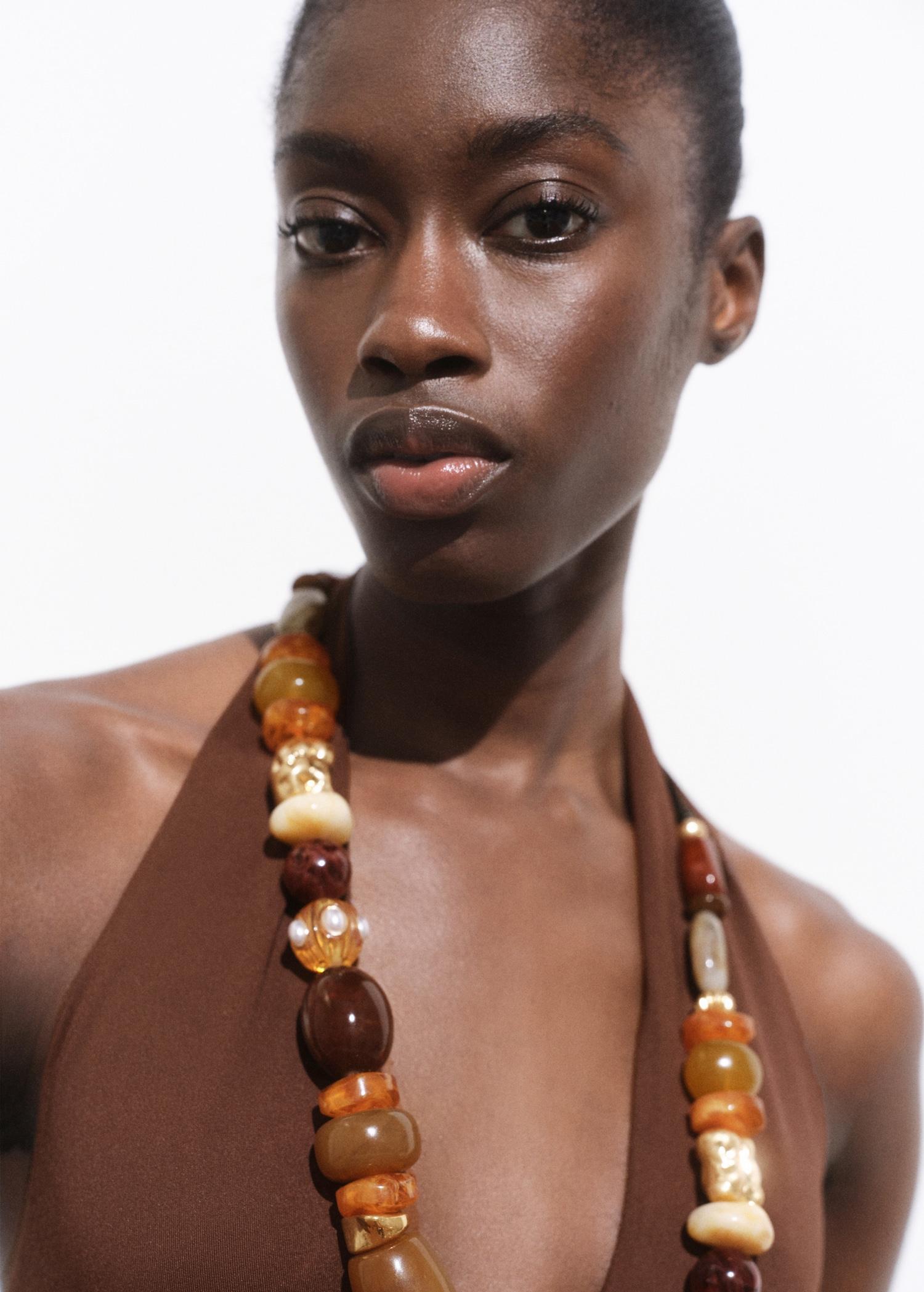 V-neck body - Women | MANGO USA Product Image