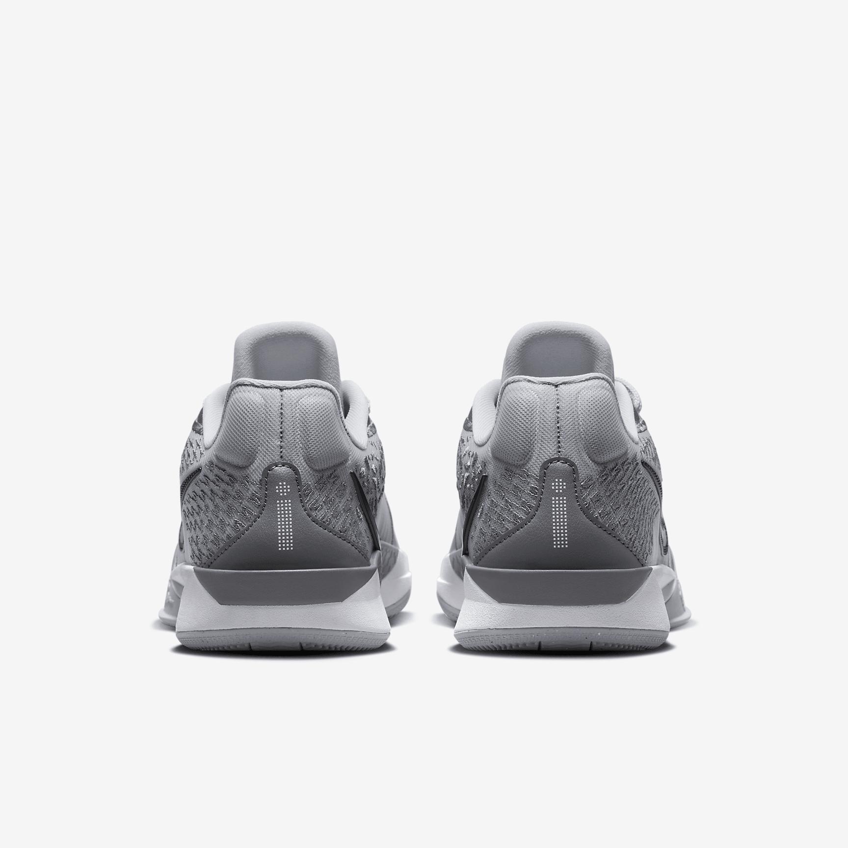 Nike Women's Sabrina 2 "Stronger Than Gold" Basketball Shoes Product Image