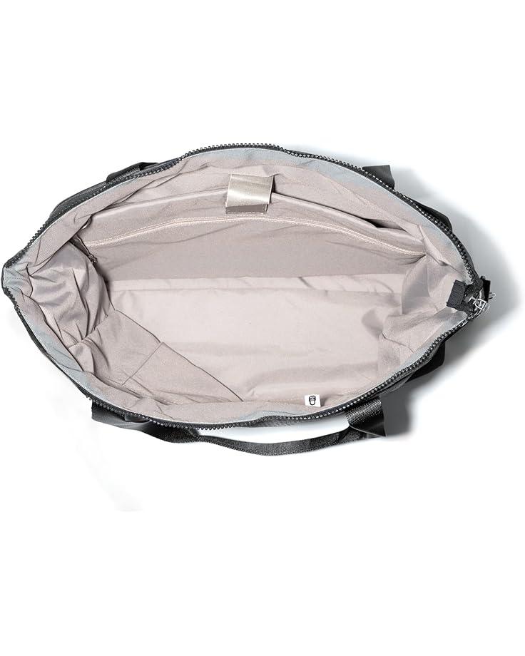 Modern Avenue Tote Product Image