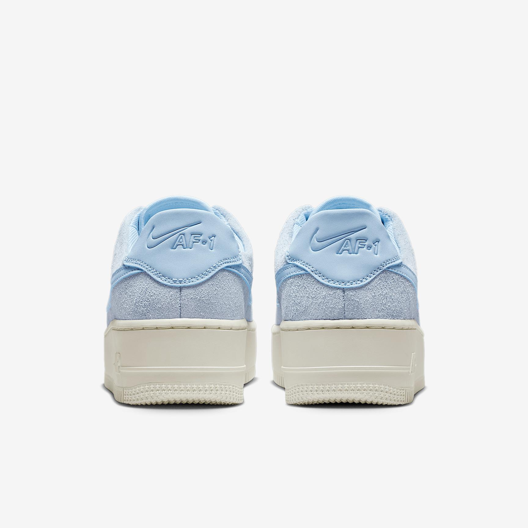 Nike Womens Air Force 1 Sage Low Shoes | AR5339-403 Product Image